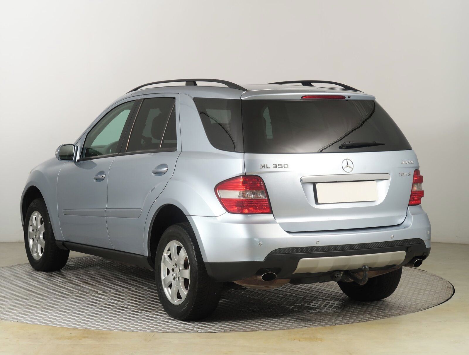 Mercedes-Benz Třídy M, ML 350 , 4X4, Automat - fotka 4