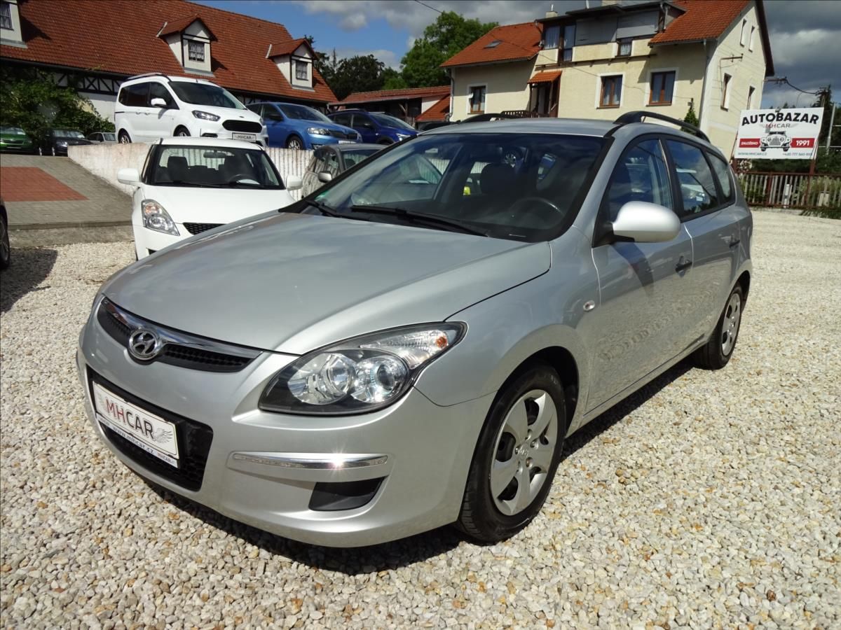 Hyundai i30, 1,4i 16V 80kW LPG COMBI - fotka 2
