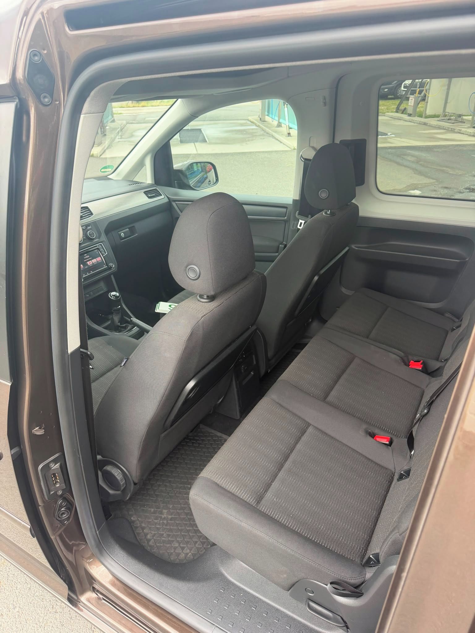 Volkswagen Caddy, 14TSi 92kW 7MÍST - fotka 6