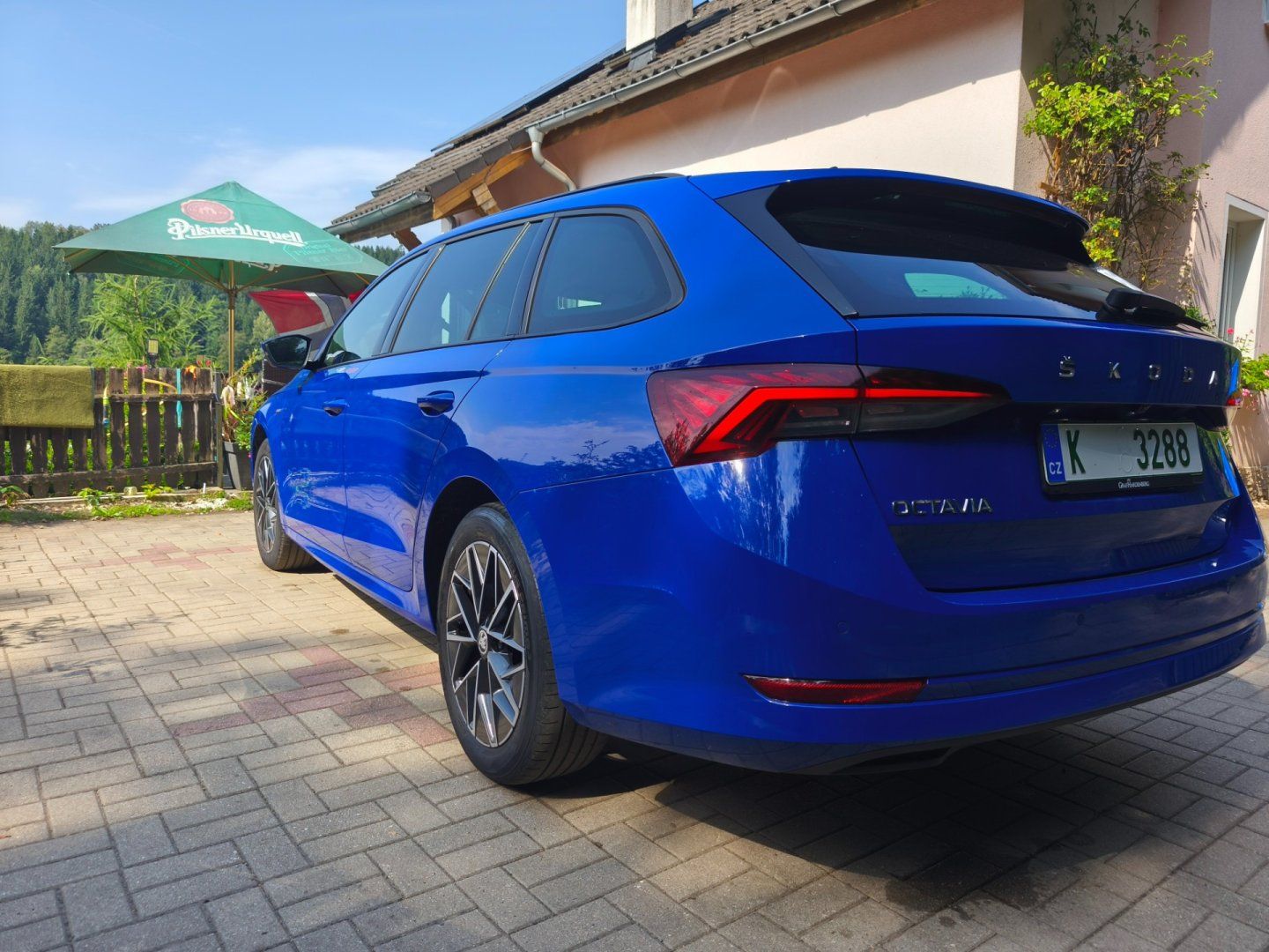 Škoda Octavia, 2.0 TDI,85kw,serviska,DPH - fotka 6