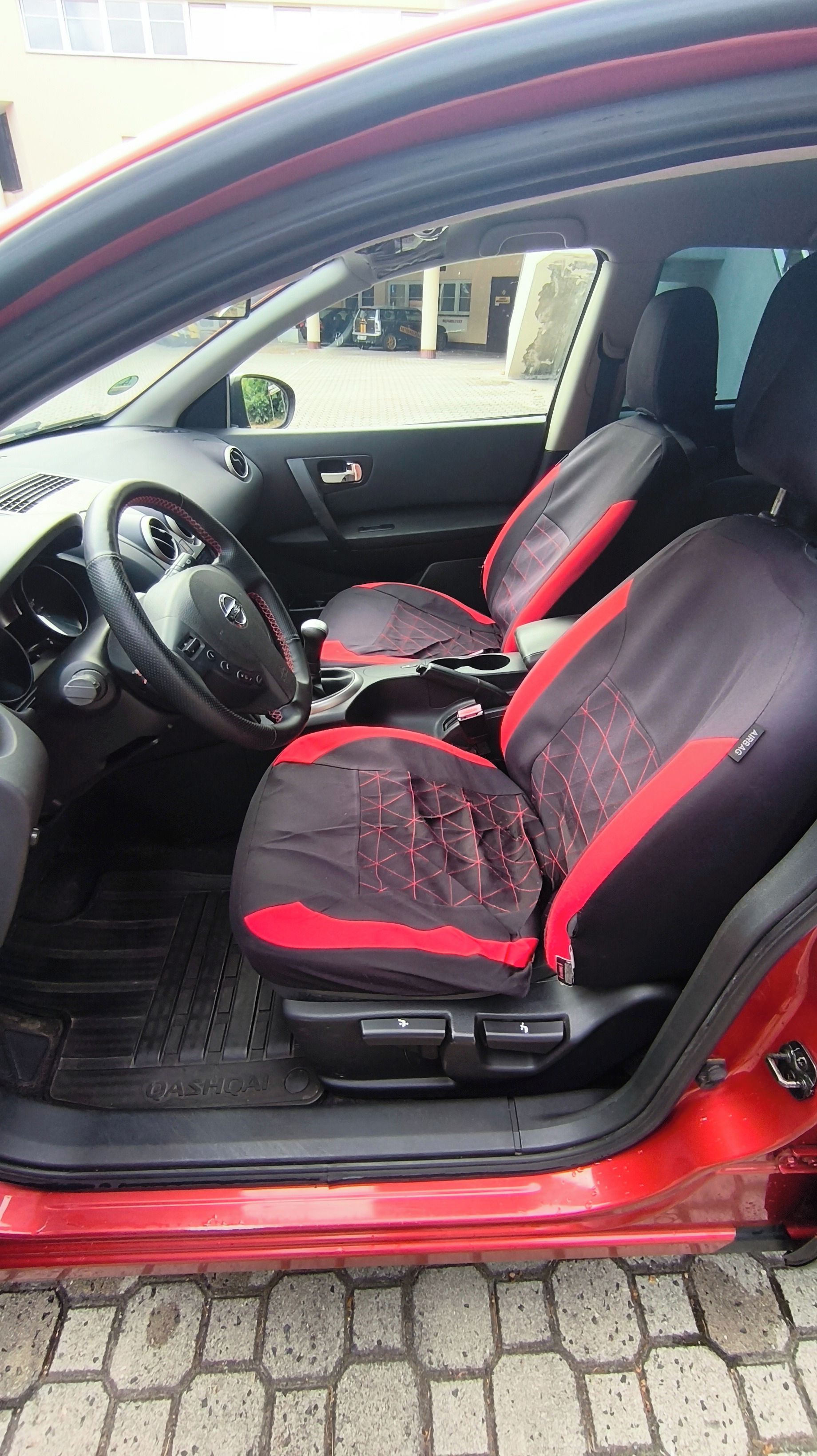 Nissan Qashqai, 1.6 - fotka 5