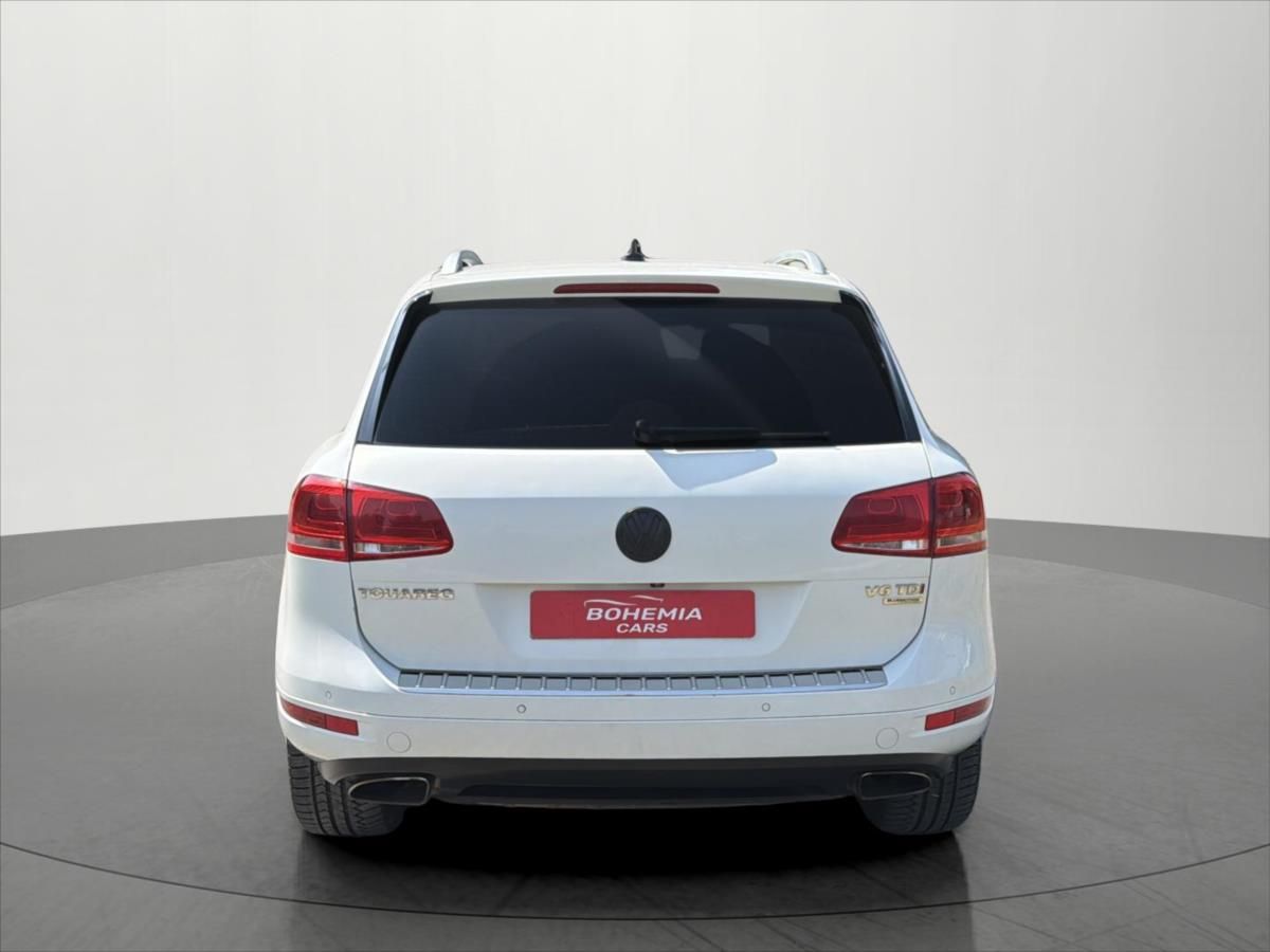 Volkswagen Touareg, 3,0 TDi 180 Kw Highline tažné - fotka 6