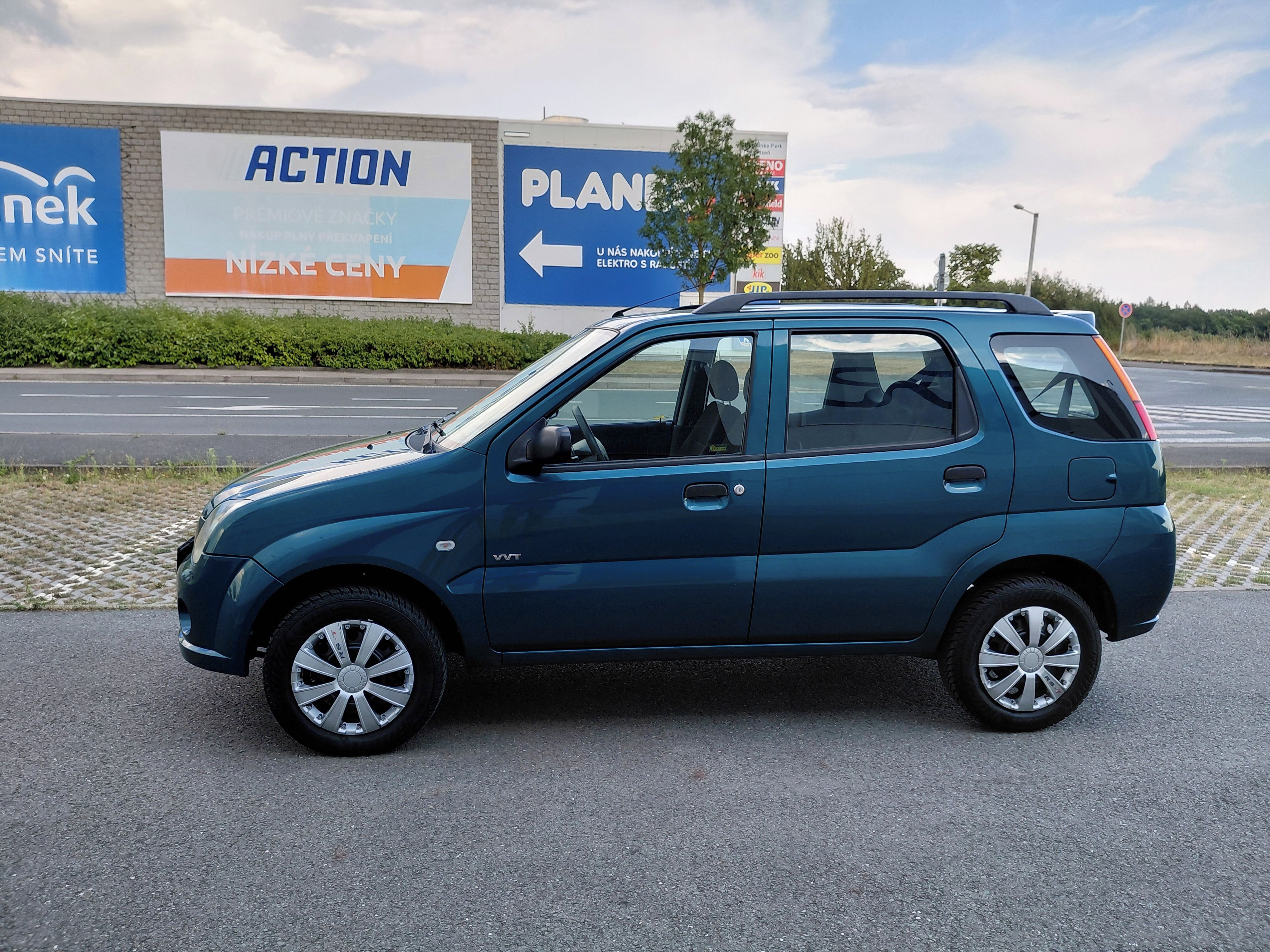 Suzuki Ignis, 1.3i VELMI PĚKNÉ,BEZ KOROZE - fotka 4