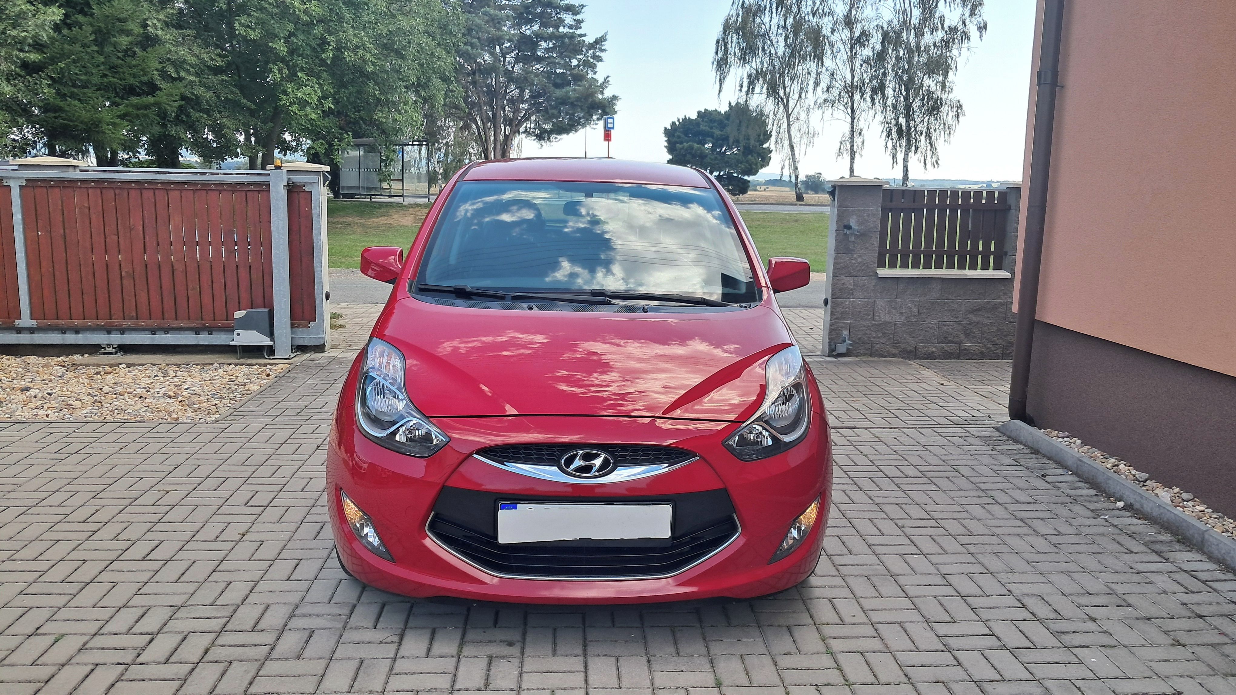 Hyundai ix20, 1.4i / najeto 79 000 km - fotka 4