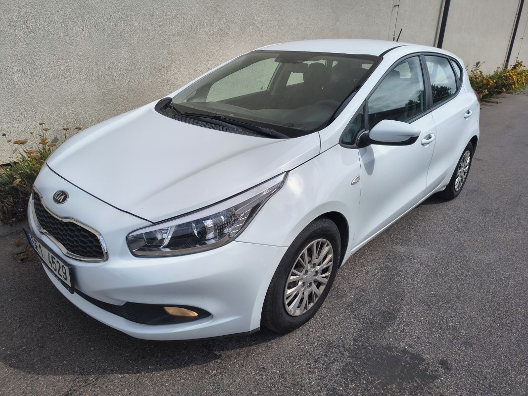 Kia Cee´d, 1.4 CRDI Klima servis DPH - fotka 2