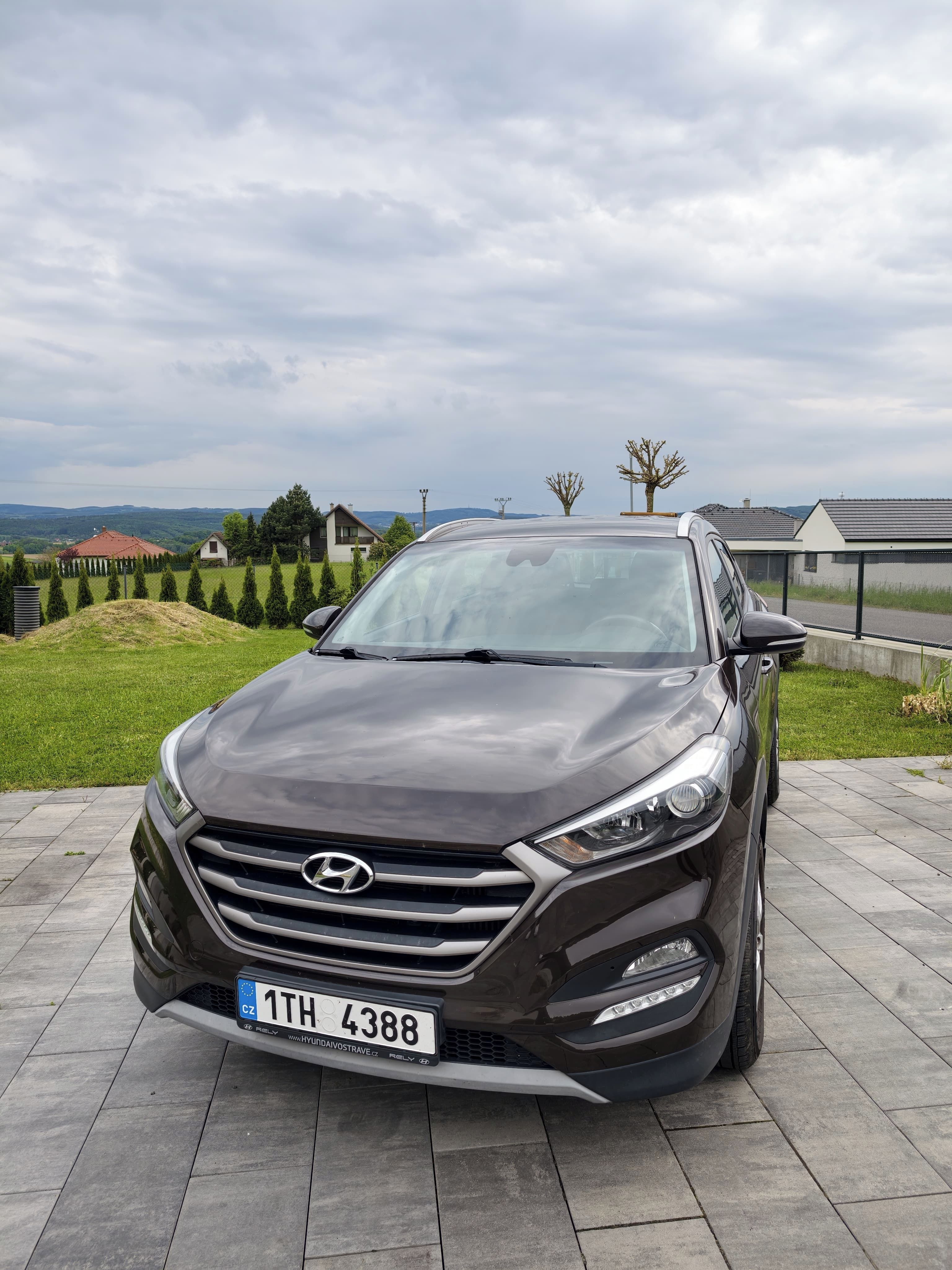 Hyundai Tucson, 1,6 T-GDI 6st manuál 177k - fotka 2