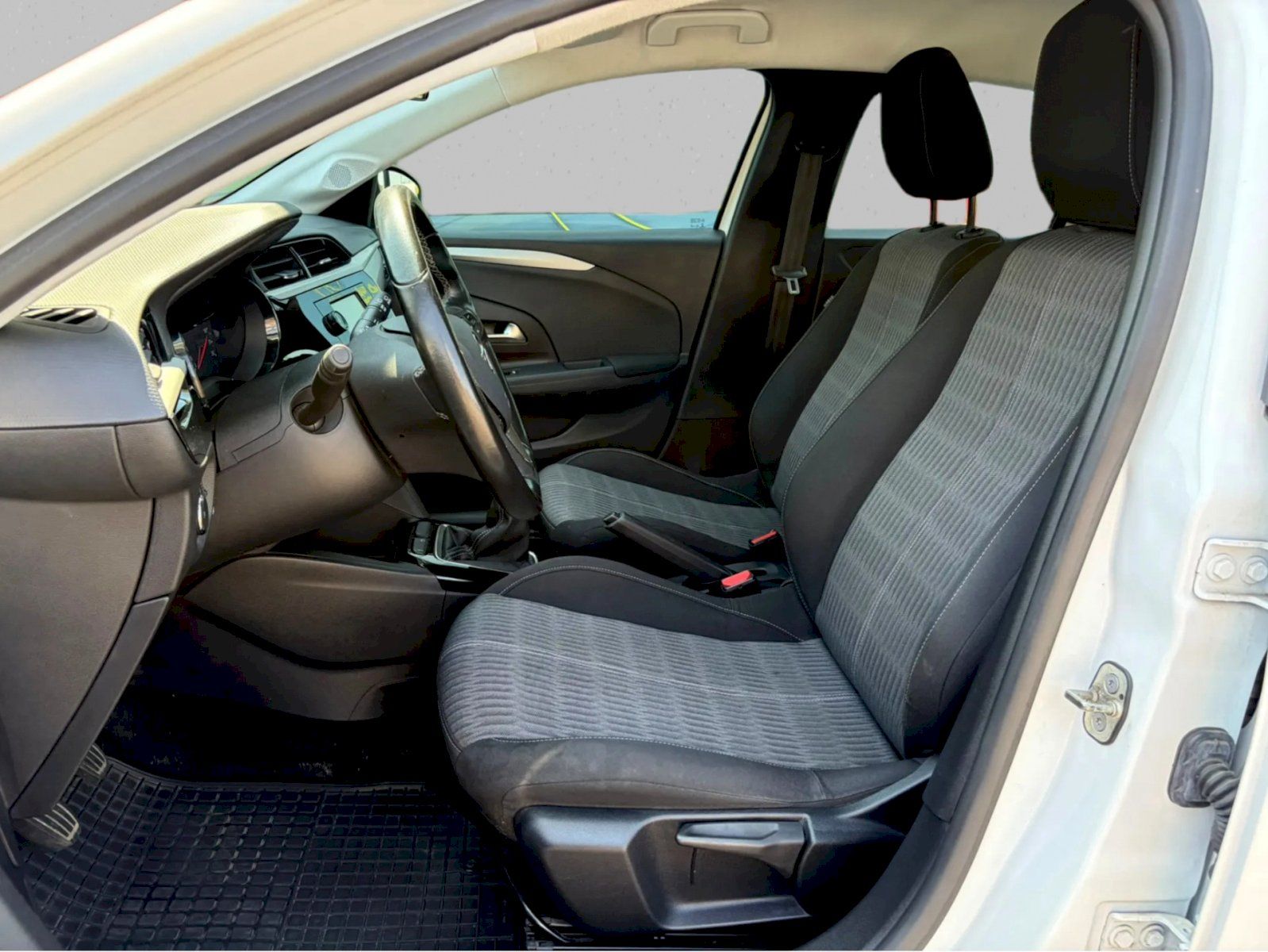 Opel Corsa, 1.2/55kW Active - fotka 6