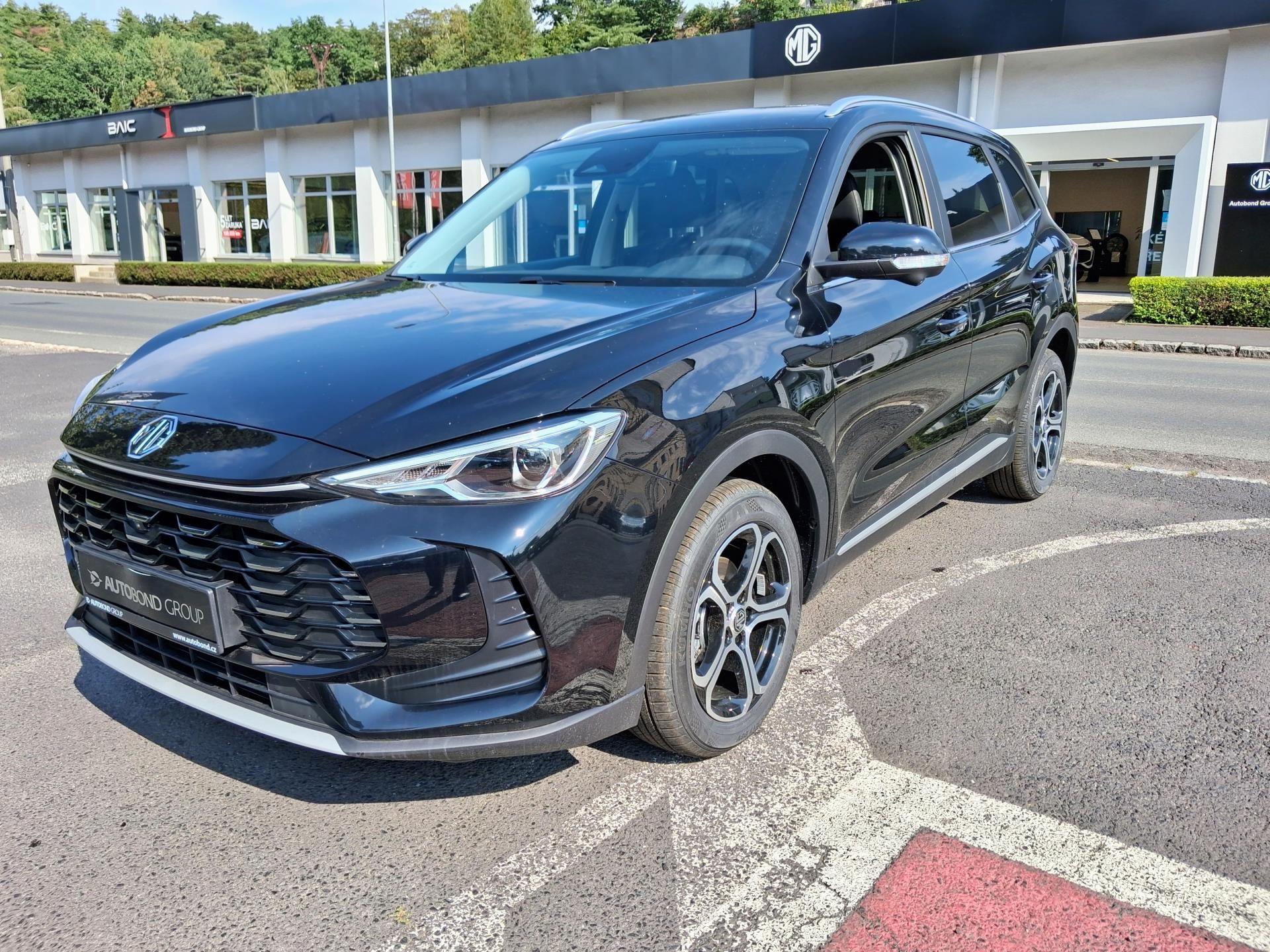 MG ZS, ELEGANCE 1.5 85kW 4×2 5MT