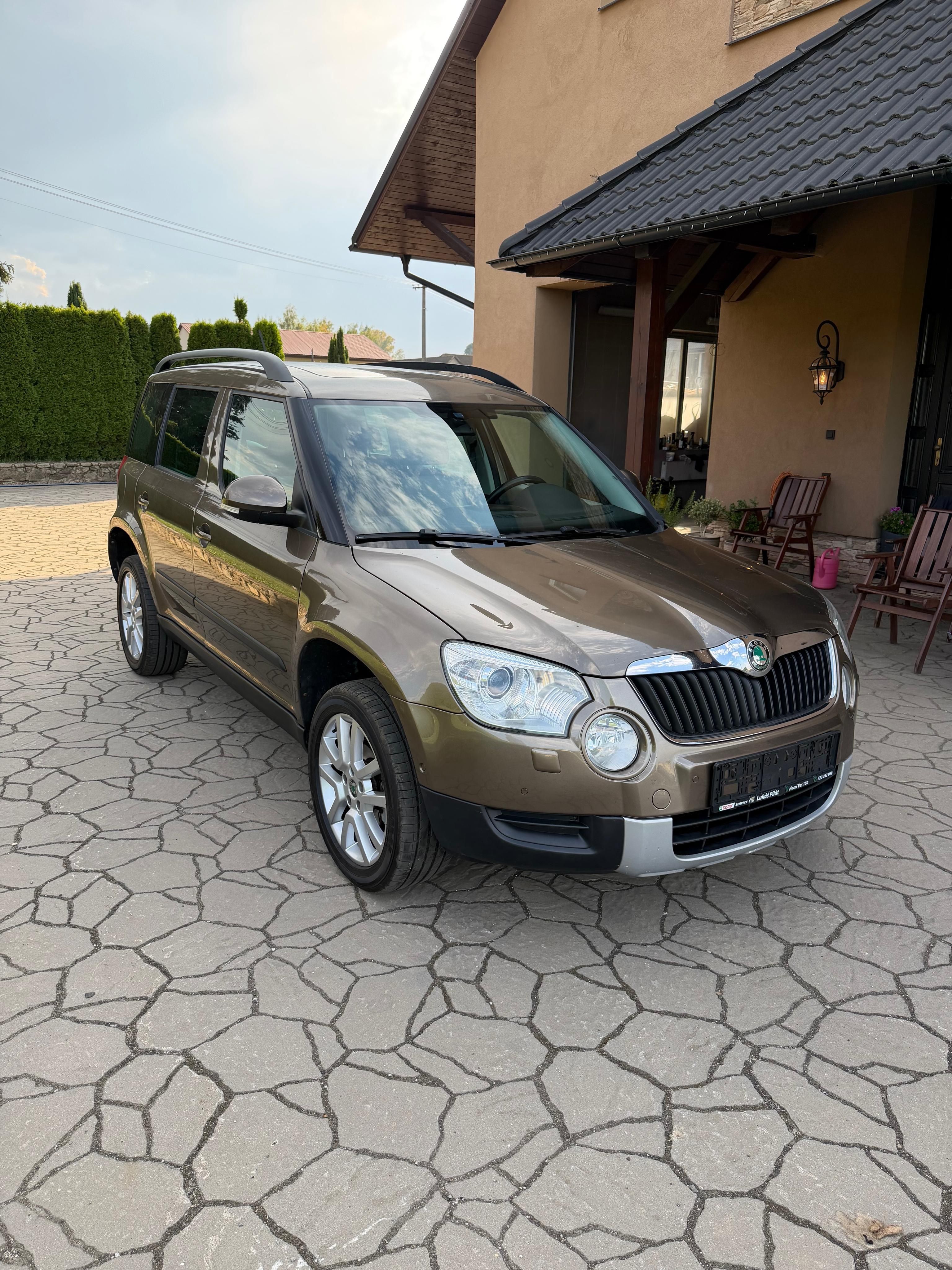 Škoda Yeti, 2.0 TDI 103kw DSG 4x4 - fotka 2
