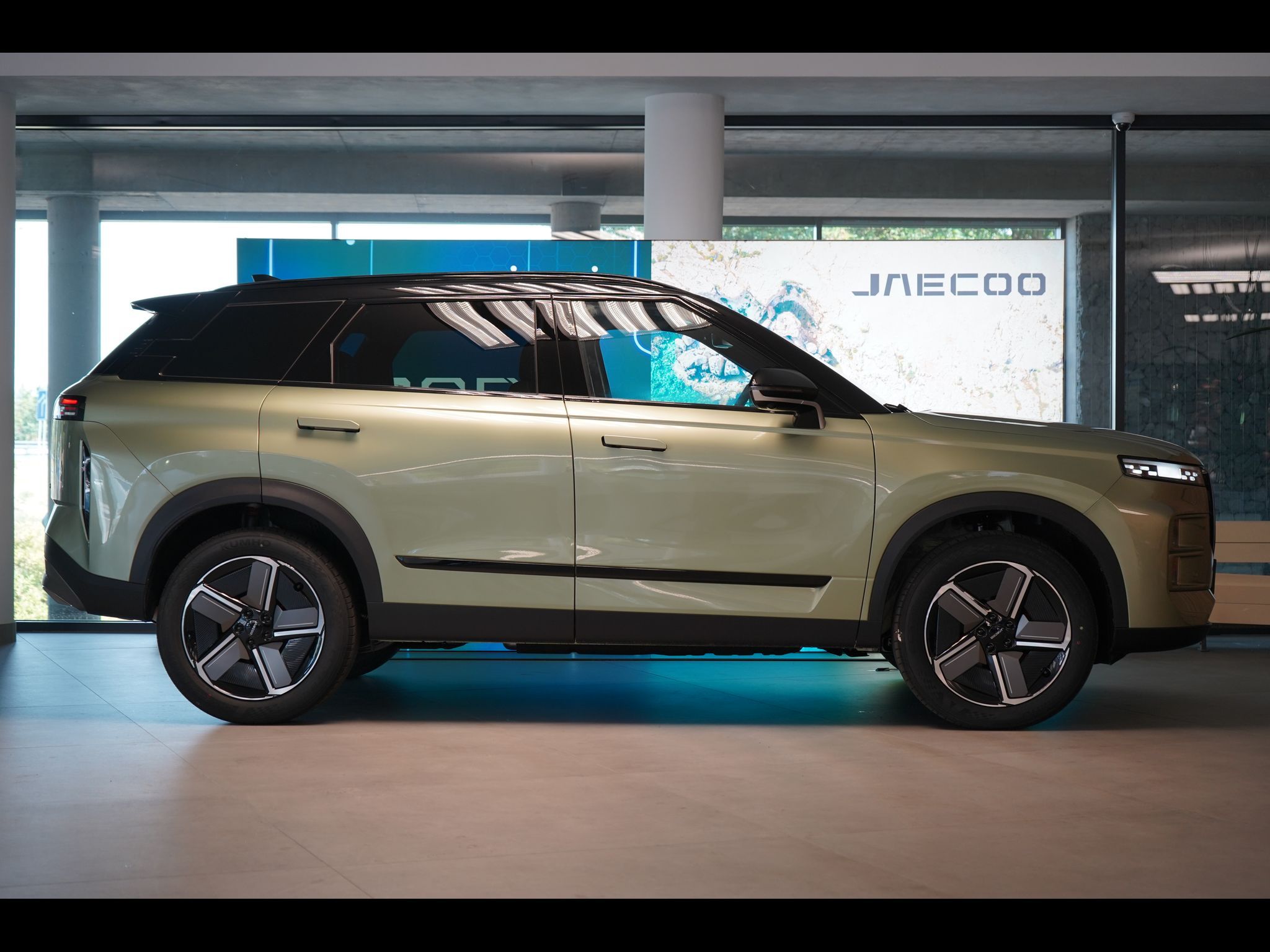Jaecoo 7, 1.6 T-GDI DCT AWD EXCLUSIVE - fotka 4