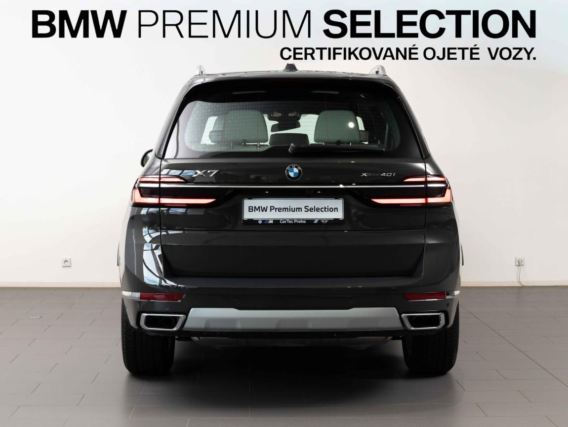 BMW X7, xDrive40i - fotka 4