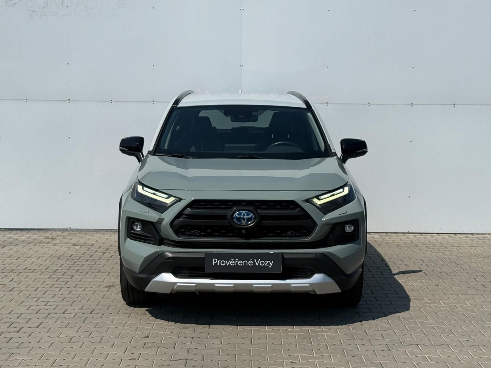 Toyota Rav4, 2.5 HSD e-CVT AWD Adventure - fotka 4