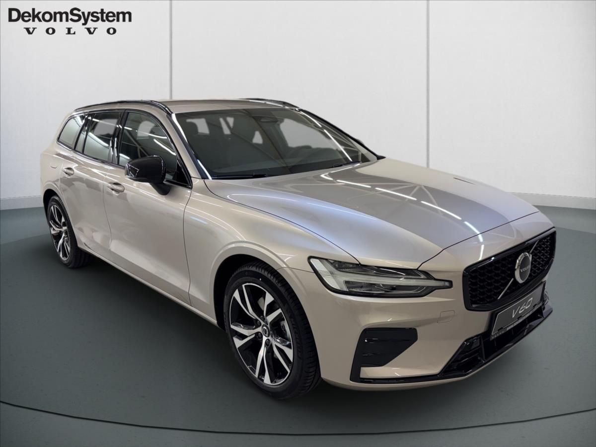 Volvo V60, 2,0 V60 B4 Plus Dark 1228 - fotka 2