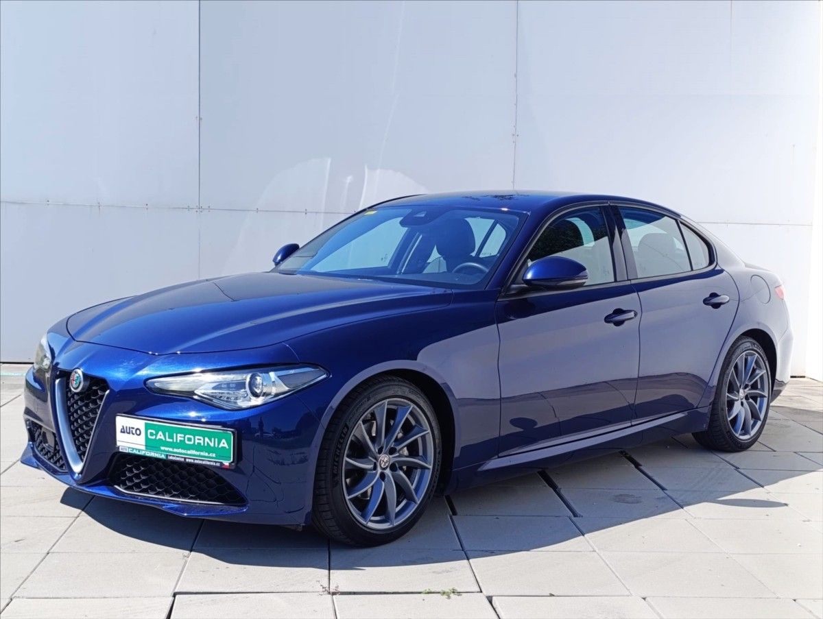 Alfa Romeo Giulia, 2,2 JTD Automat Navi ,Tempomat