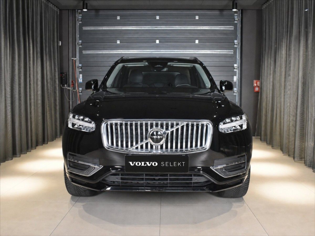 Volvo XC90, 2,0 B5 AWD Plus - fotka 6