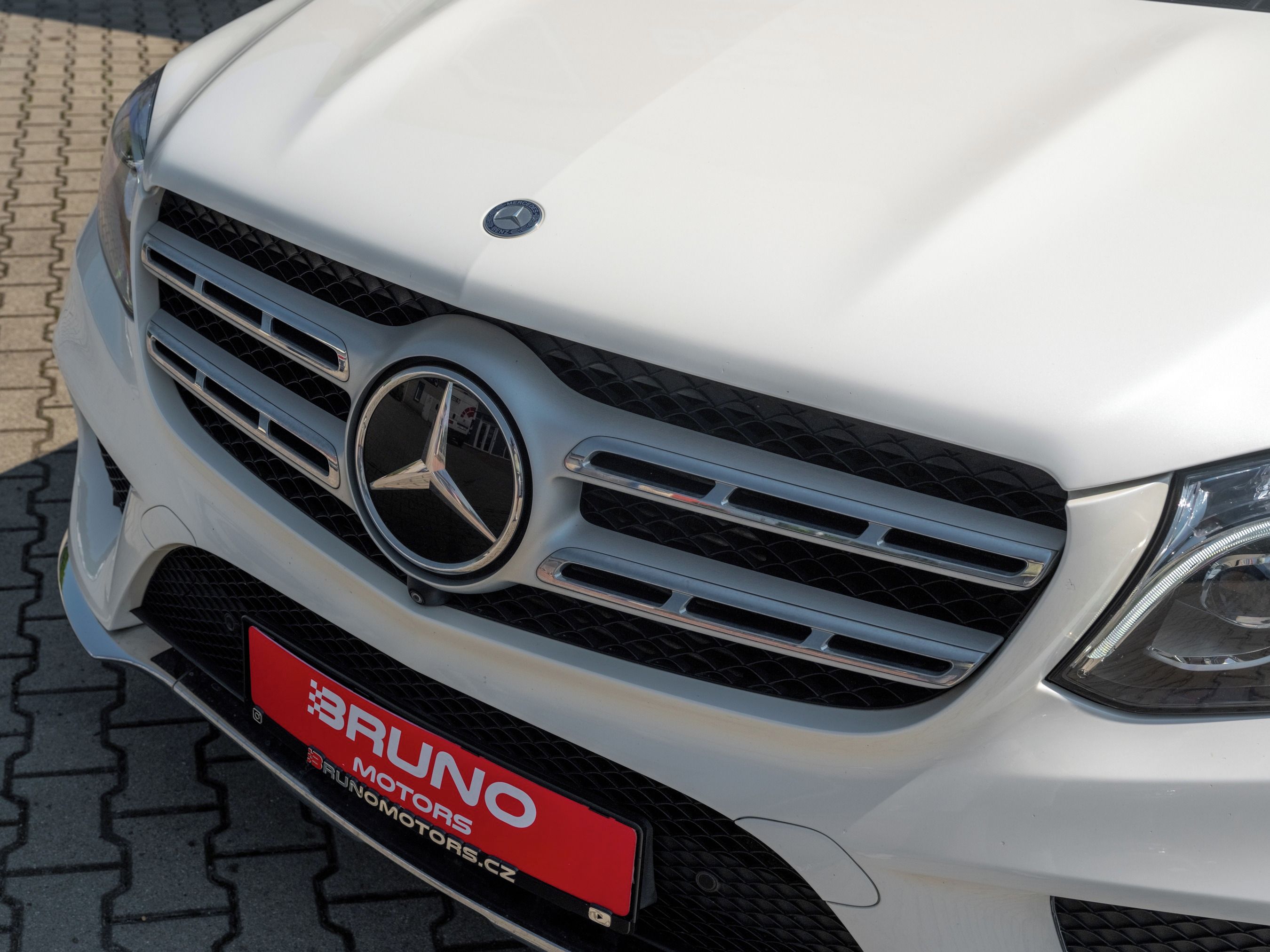 Mercedes-Benz GLS, 350d, Bang Olufsen, masáže,7m. - fotka 2