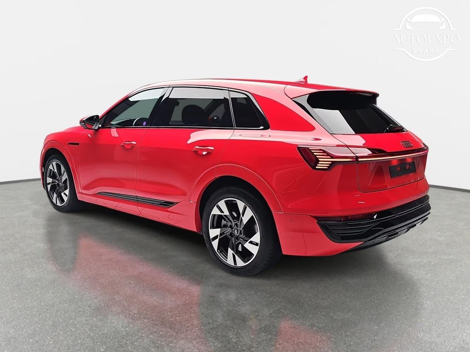 Audi Q8 e-tron, Q8 E-TRON 50 QUATTRO ADVANCE - fotka 4