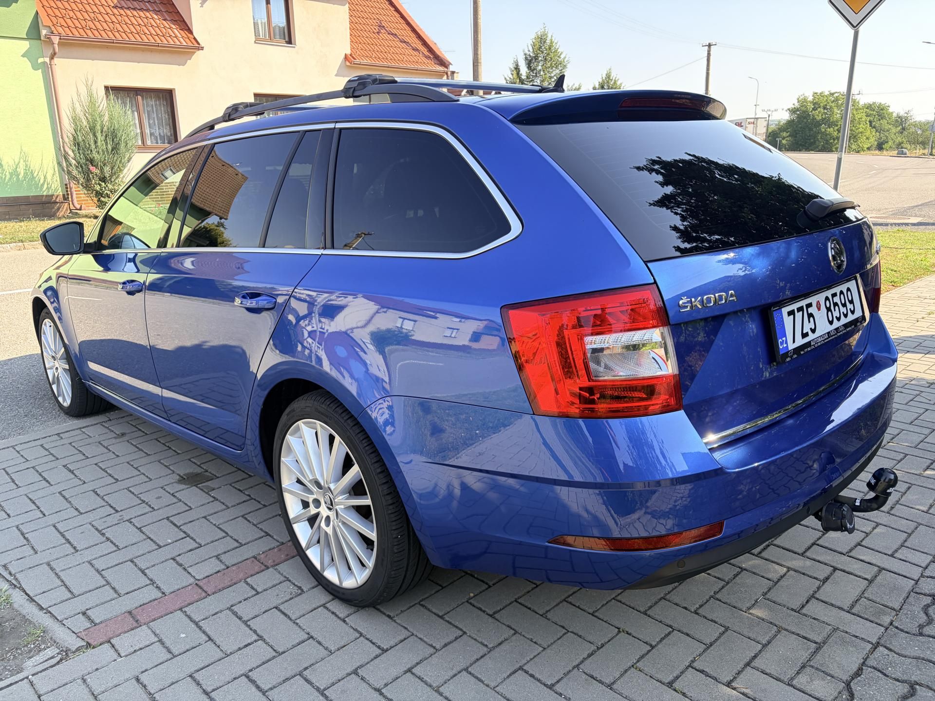 Škoda Octavia, 1.5TSI TAŽNÉ - fotka 3