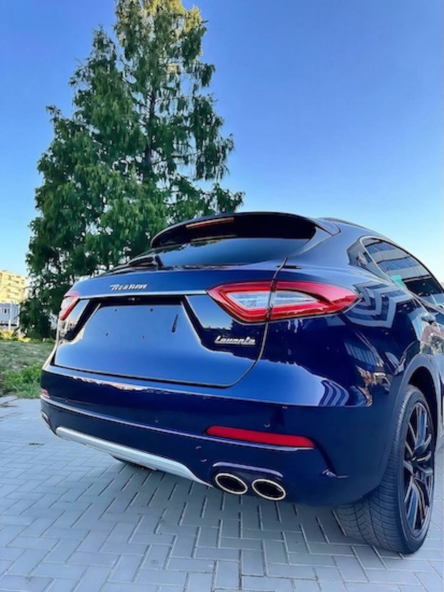 Maserati Levante, GranLusso SQ4 316 KW TOP stav! - fotka 4