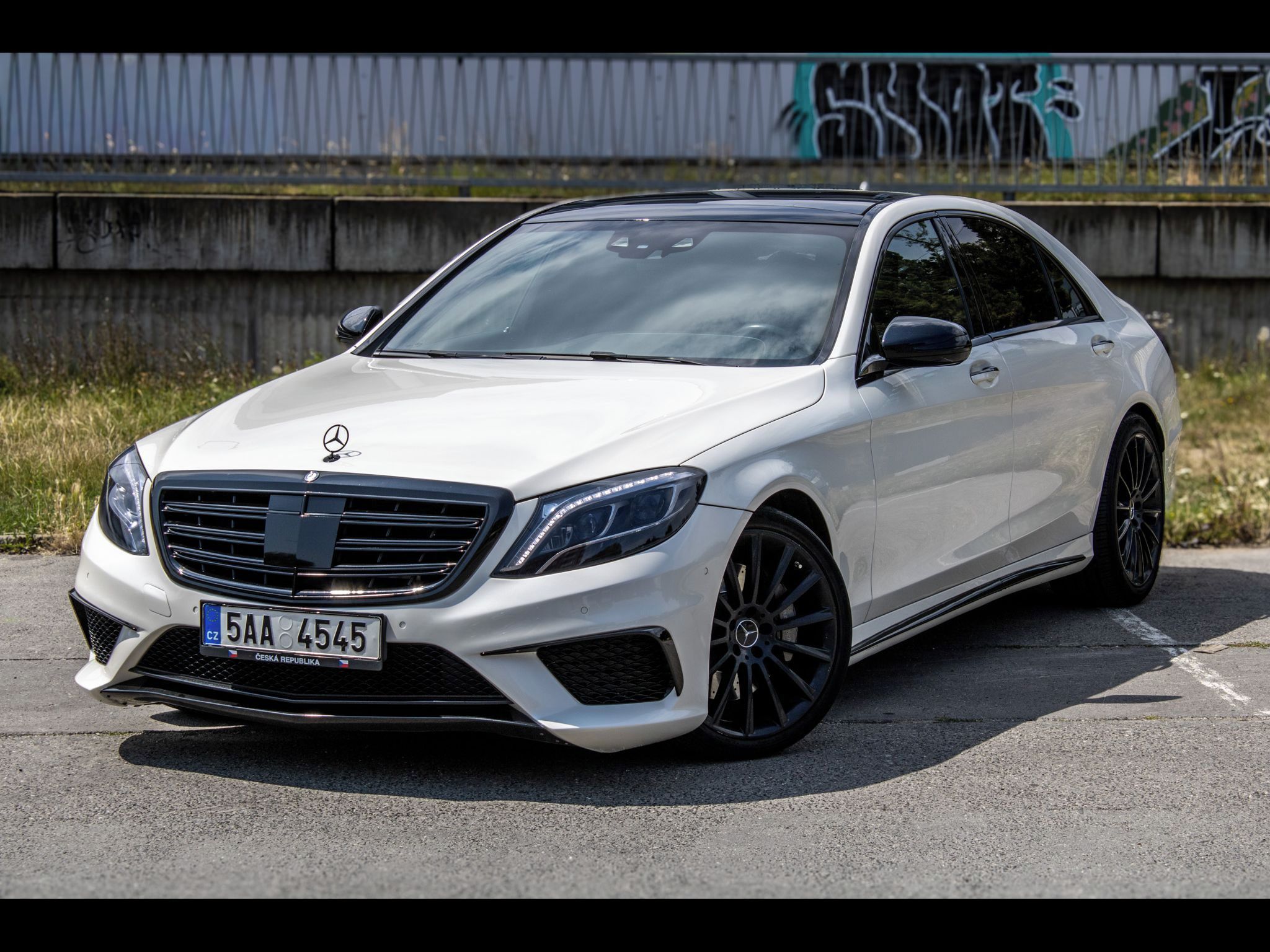 Mercedes-Benz Třídy S, BLUETEC 4MATIC 2015