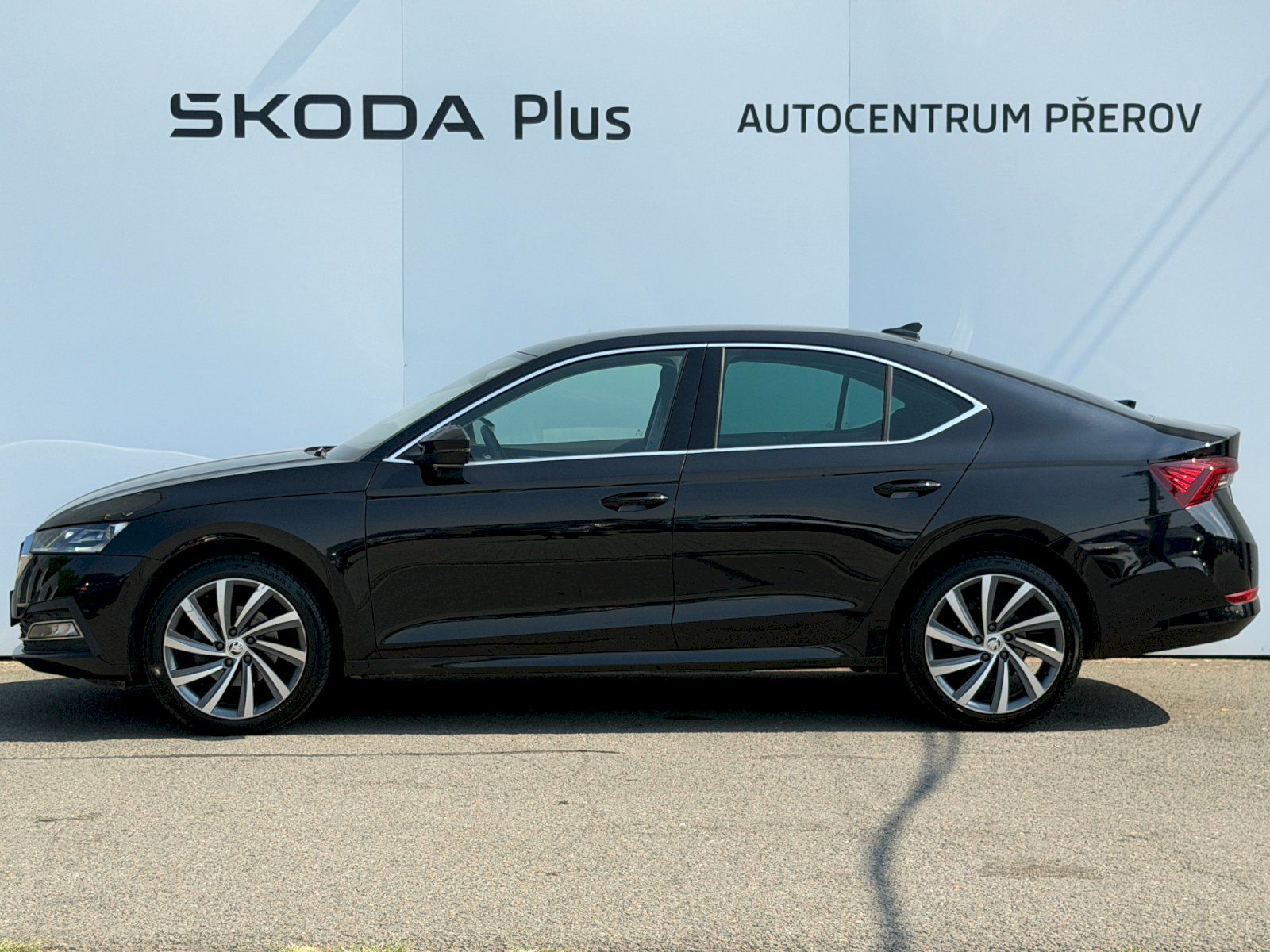 Škoda Octavia, 2.0 TDI 110kW DSG Style Plus P - fotka 3