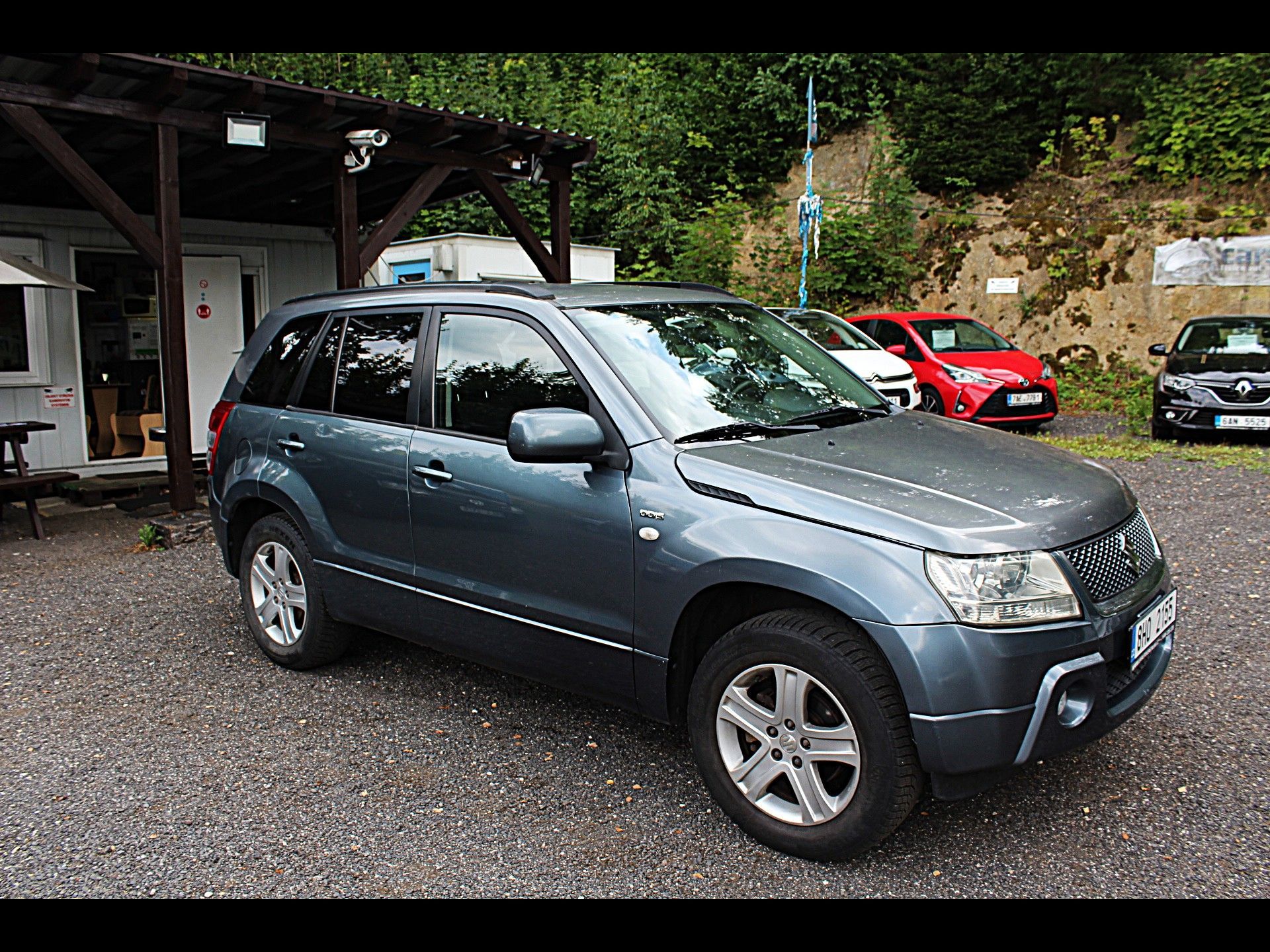 Suzuki Grand Vitara, 1.9 DDiS 4x4 - fotka 4