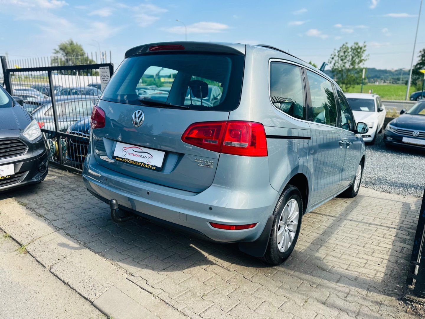 Volkswagen Sharan, 2.0TDi NAVI, PO SERVISU - fotka 4