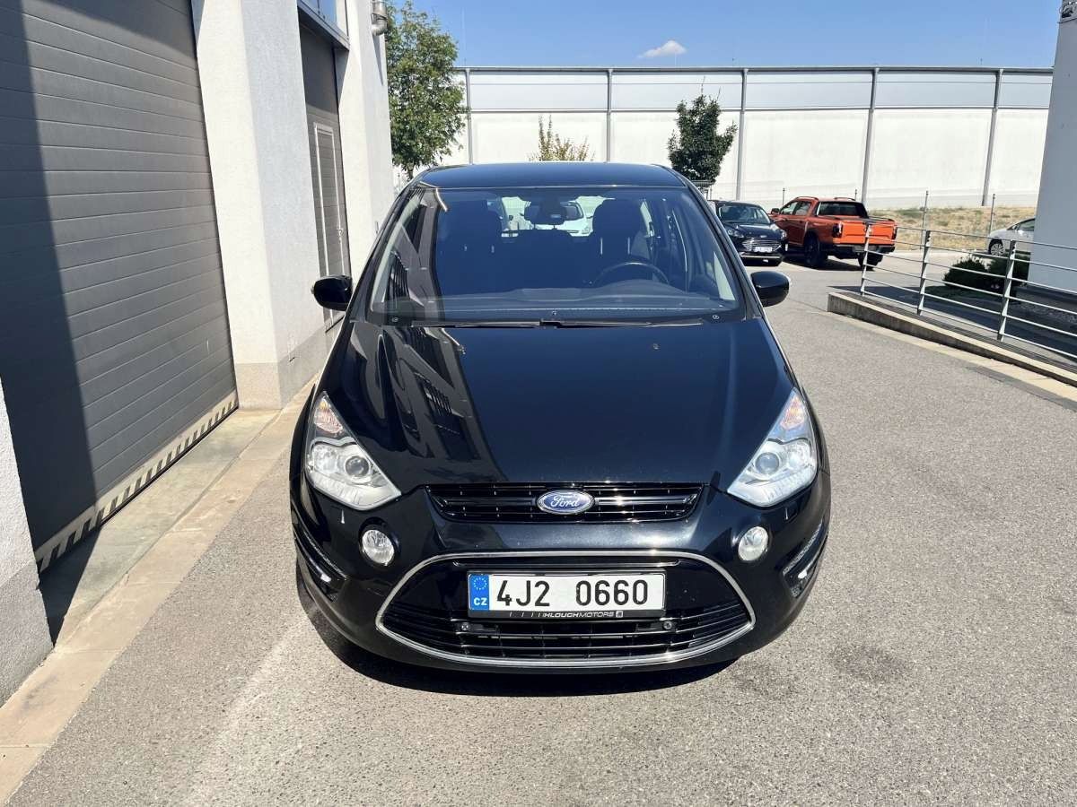Ford S-MAX, Titanium, 2.0 TDCi 103 kW, ČR - fotka 2