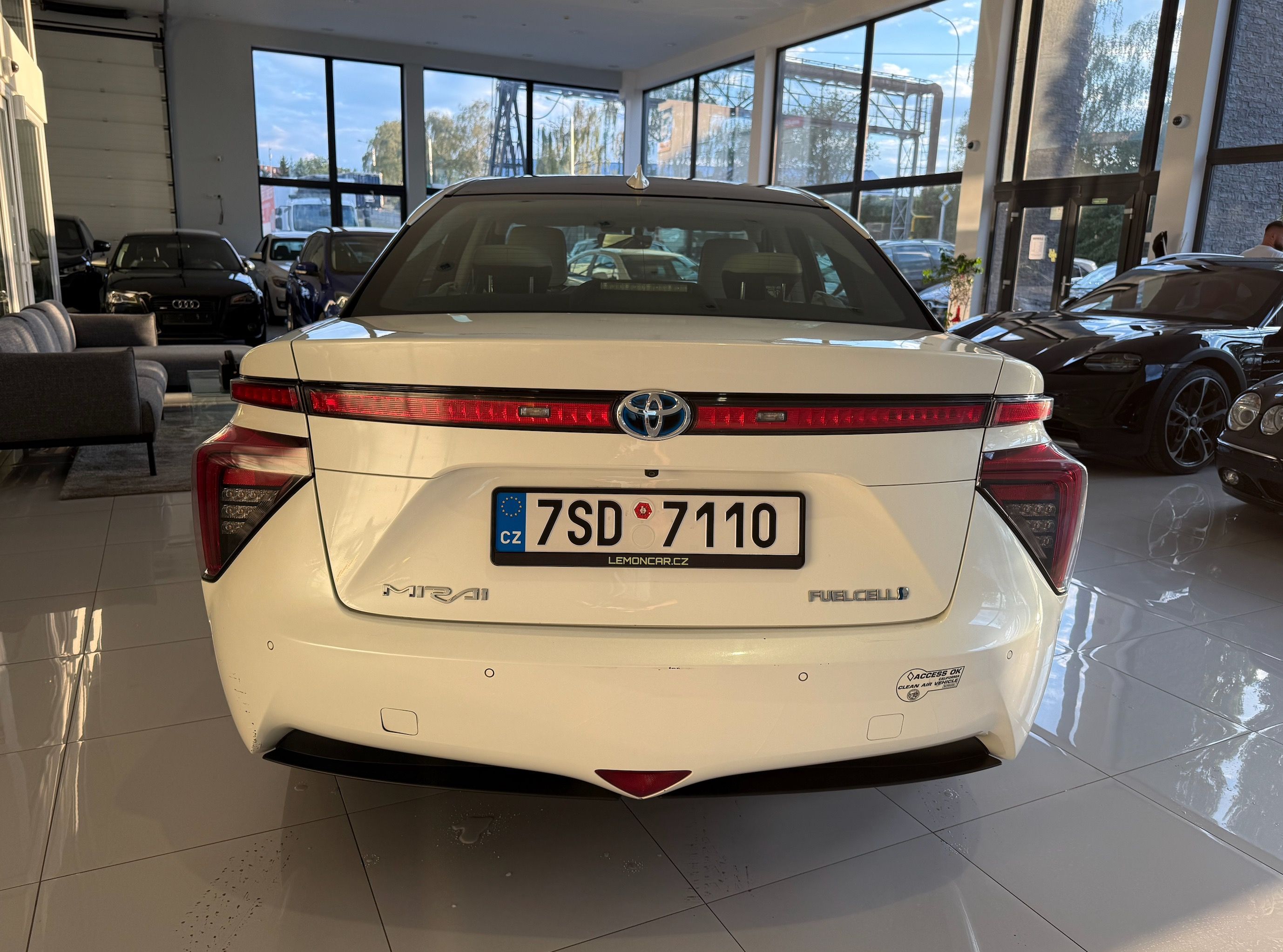 Toyota Mirai - fotka 4