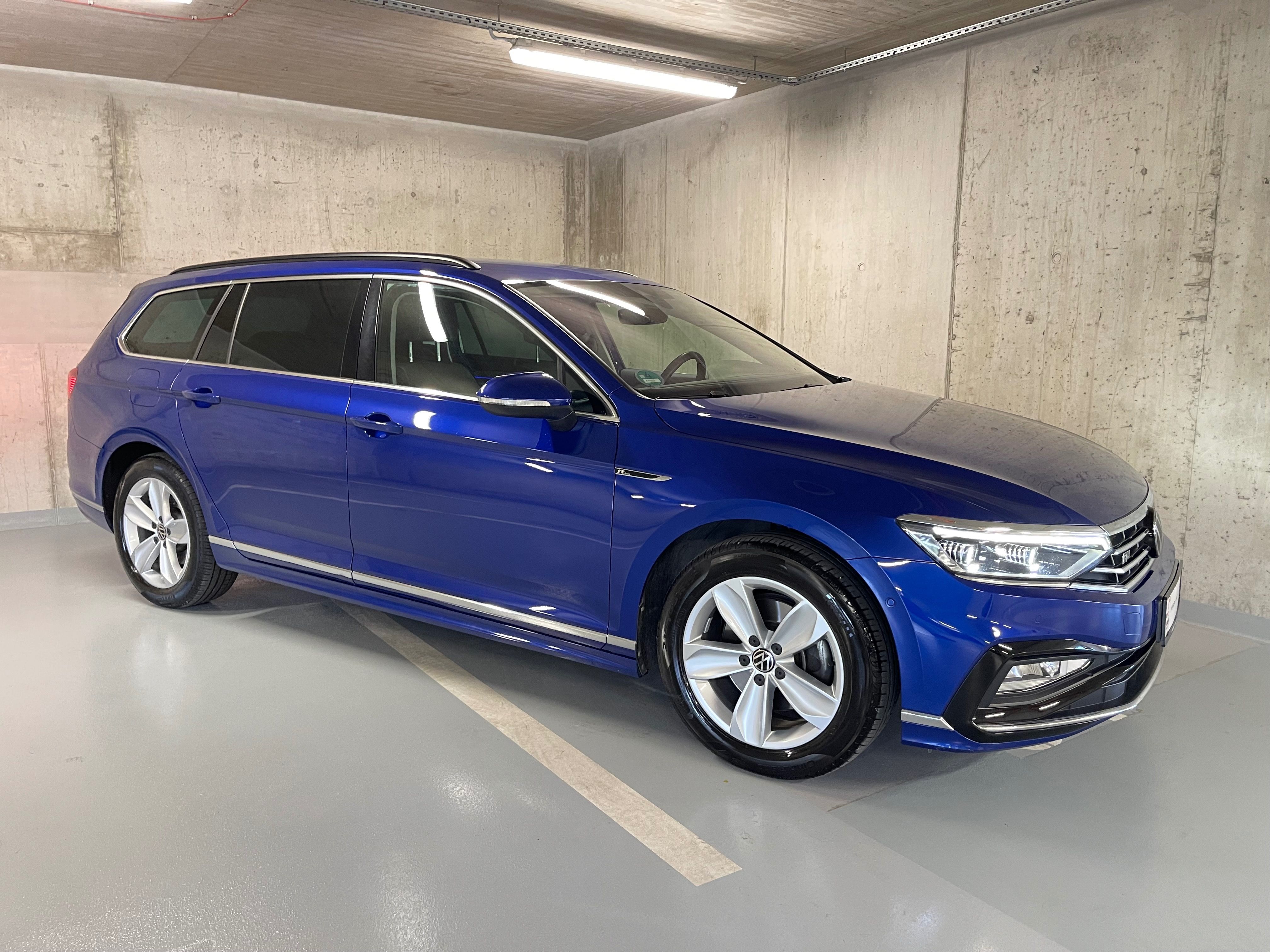 Volkswagen Passat, 2.0 TSI R-Line - Matrix/Tažné - fotka 3
