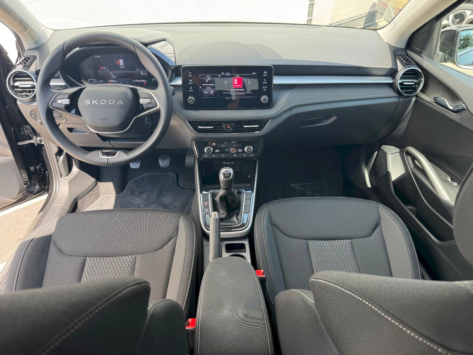 Škoda Fabia, 1.0 TSI 70 kW Top Selection - fotka 5
