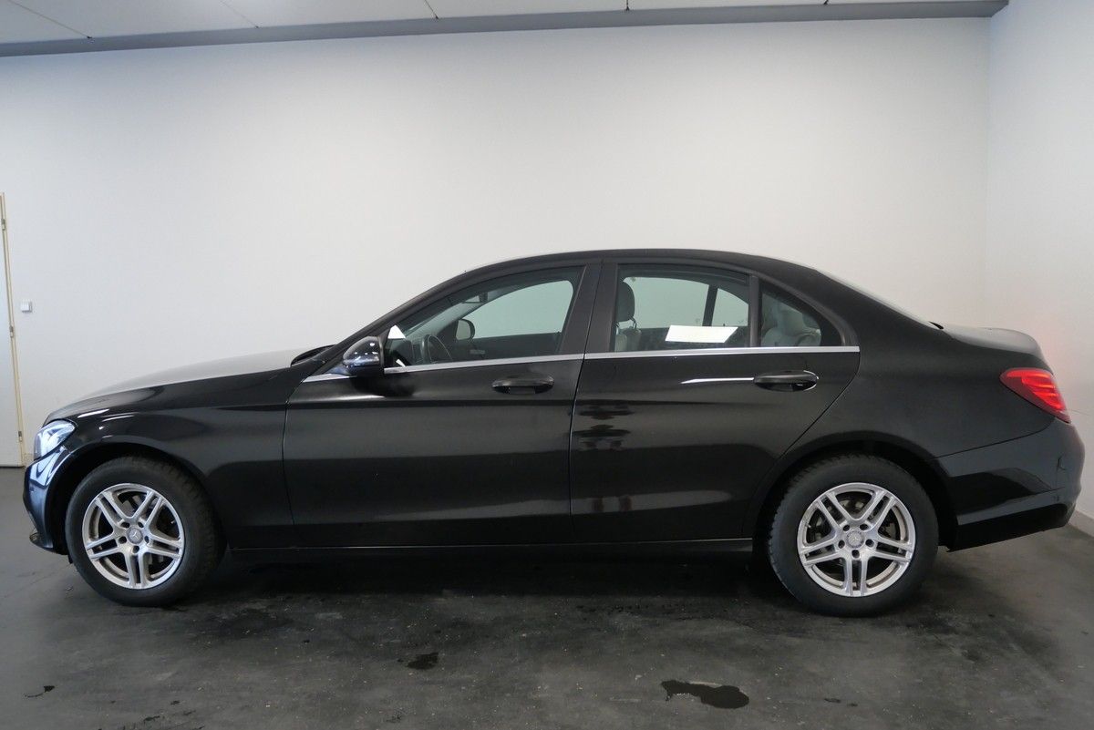 Mercedes-Benz Třídy C, 2.0 CDI 125kW - fotka 3