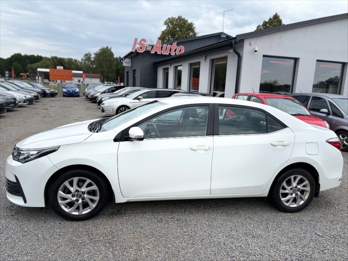 Toyota Corolla, 1,6 VVT-i  DPH - fotka 2