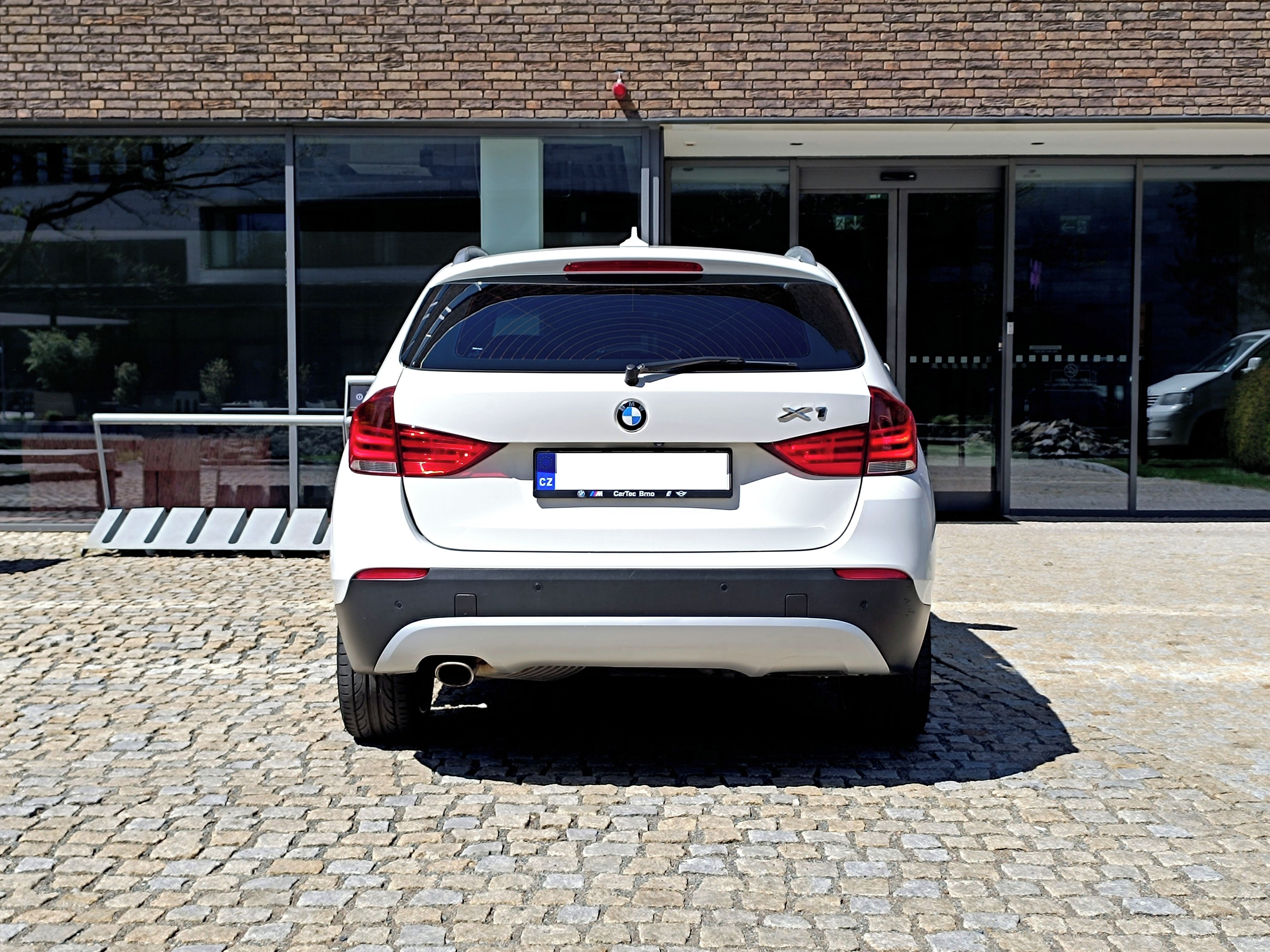 BMW X1, 18d xDrive Xline, Navi, Harman - fotka 4