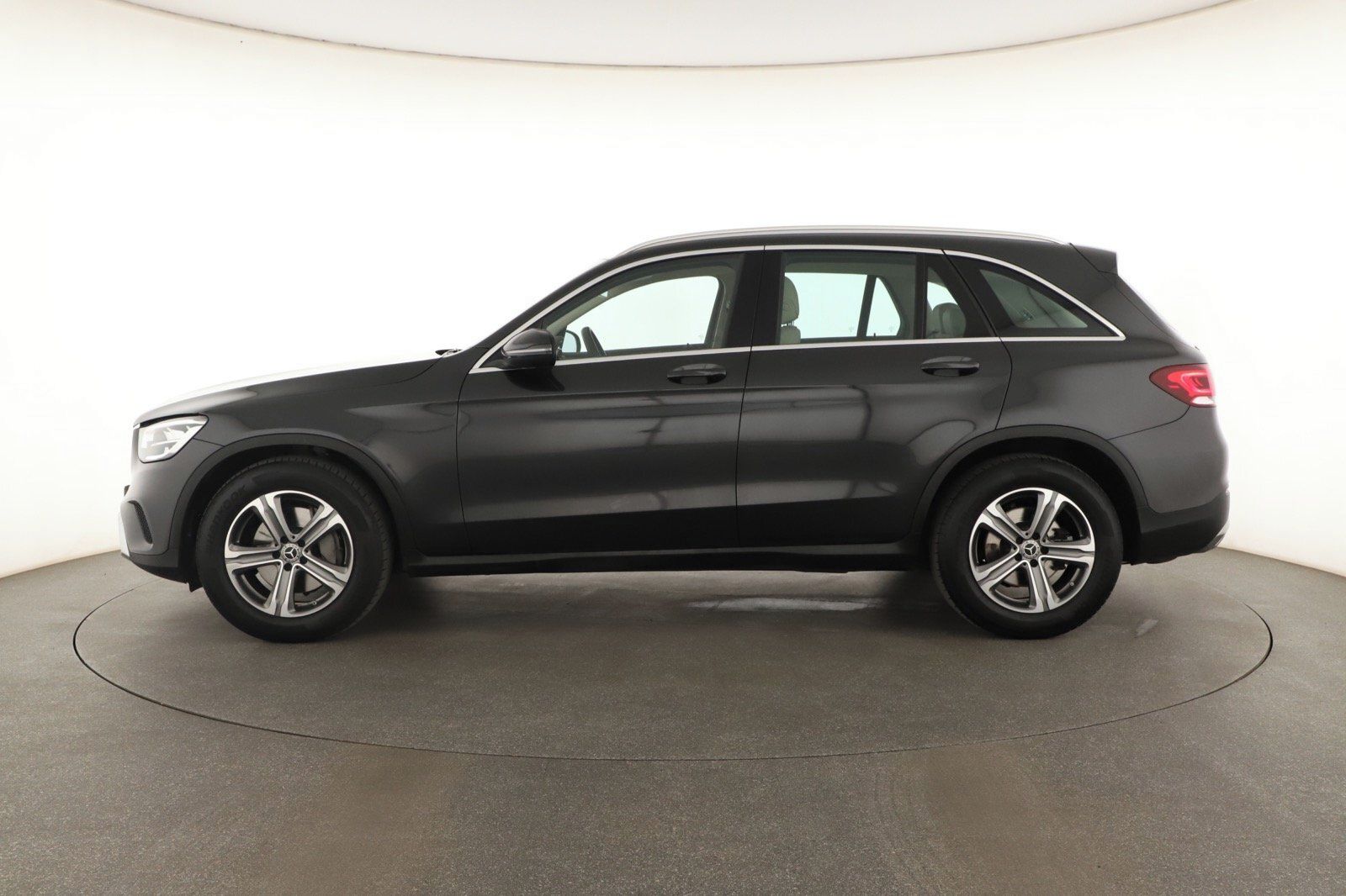 Mercedes-Benz GLC, 220 d 4MATIC, Automat, Kůže - fotka 3