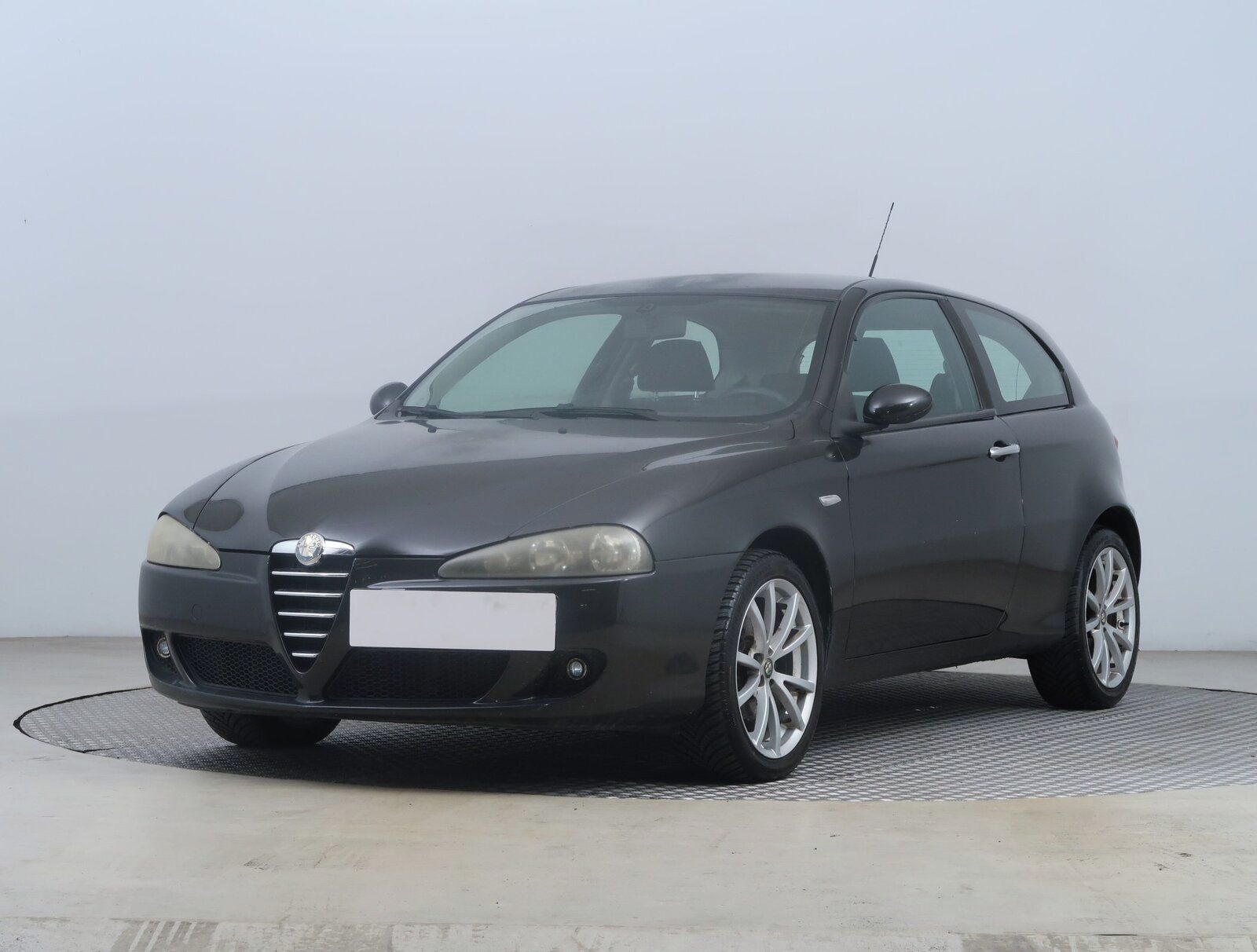 Alfa Romeo 147, 1.6 16V T.SPARK ECO, po STK - fotka 2