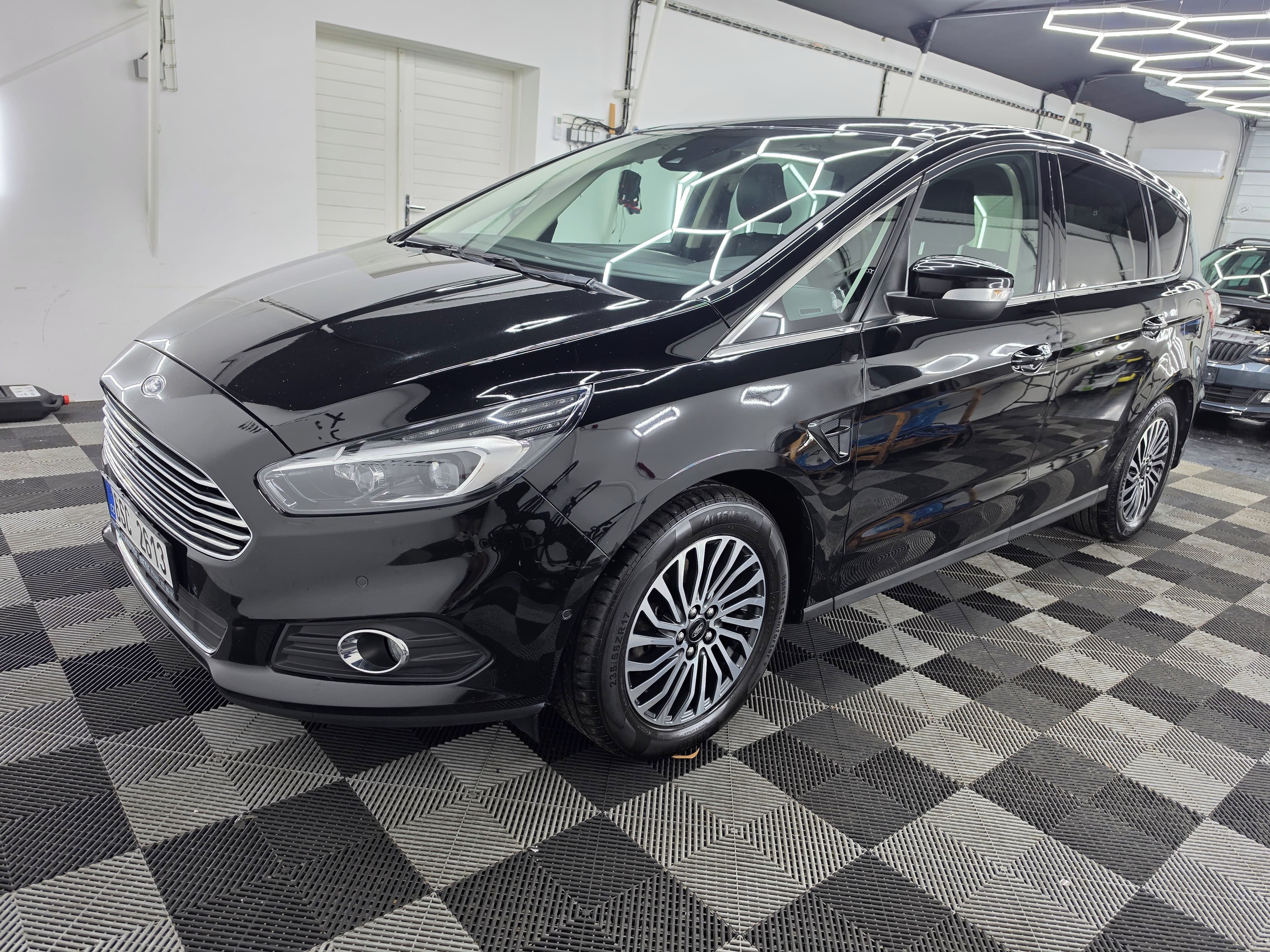 Ford S-MAX - fotka 2