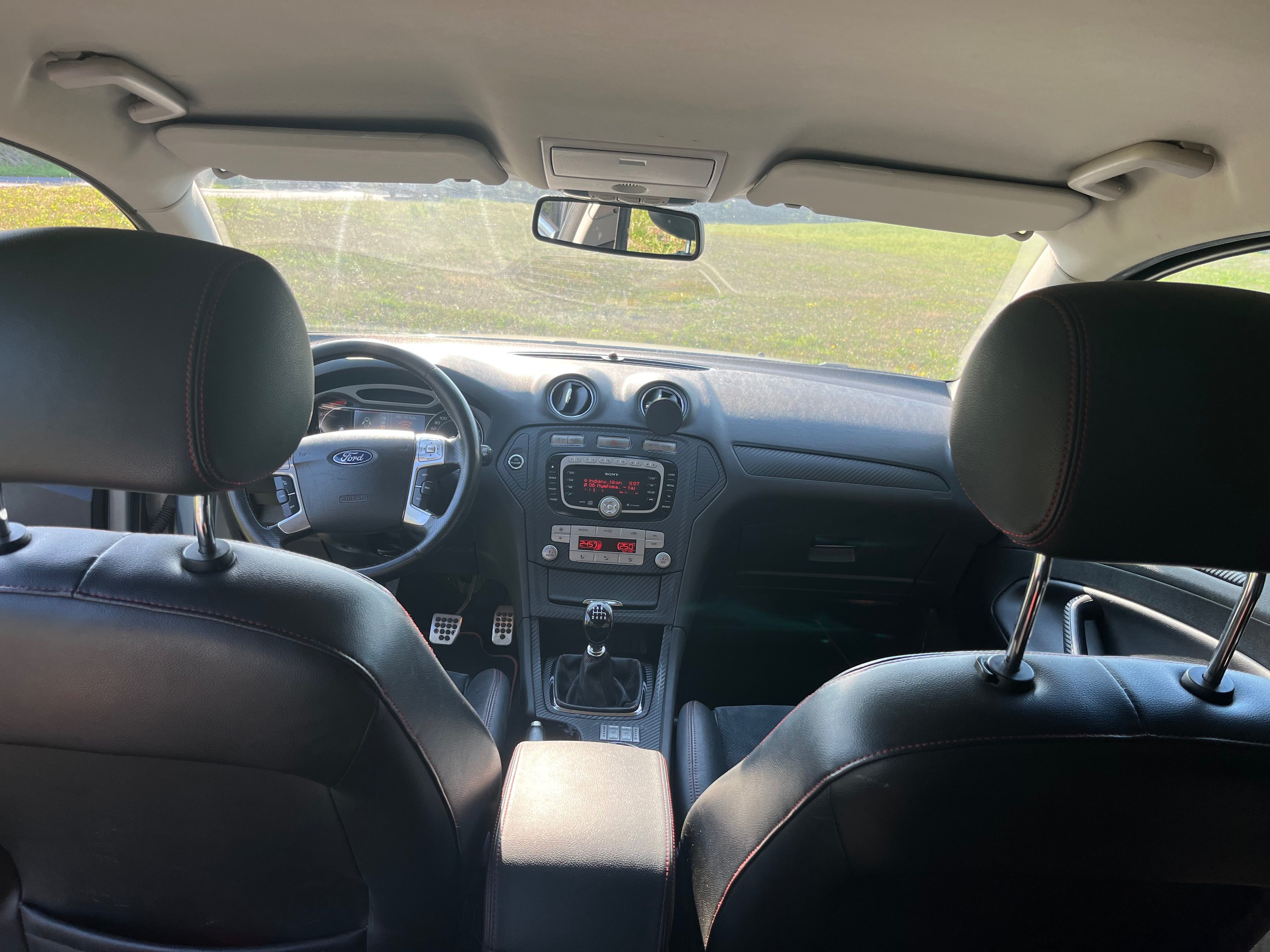 Ford Mondeo, Ford Mondeo kombi 2.2 TDCi - fotka 5