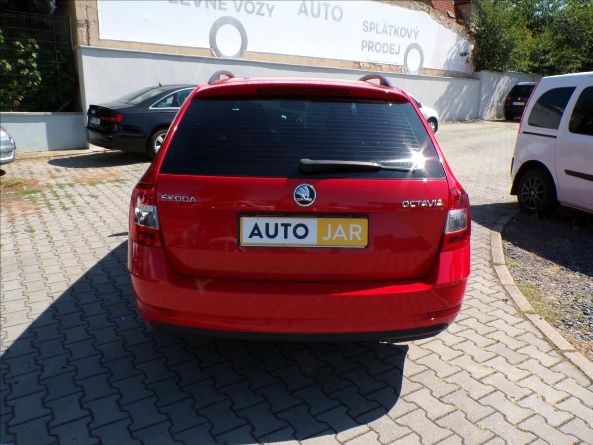 Škoda Octavia, 1,6 TDI - fotka 5