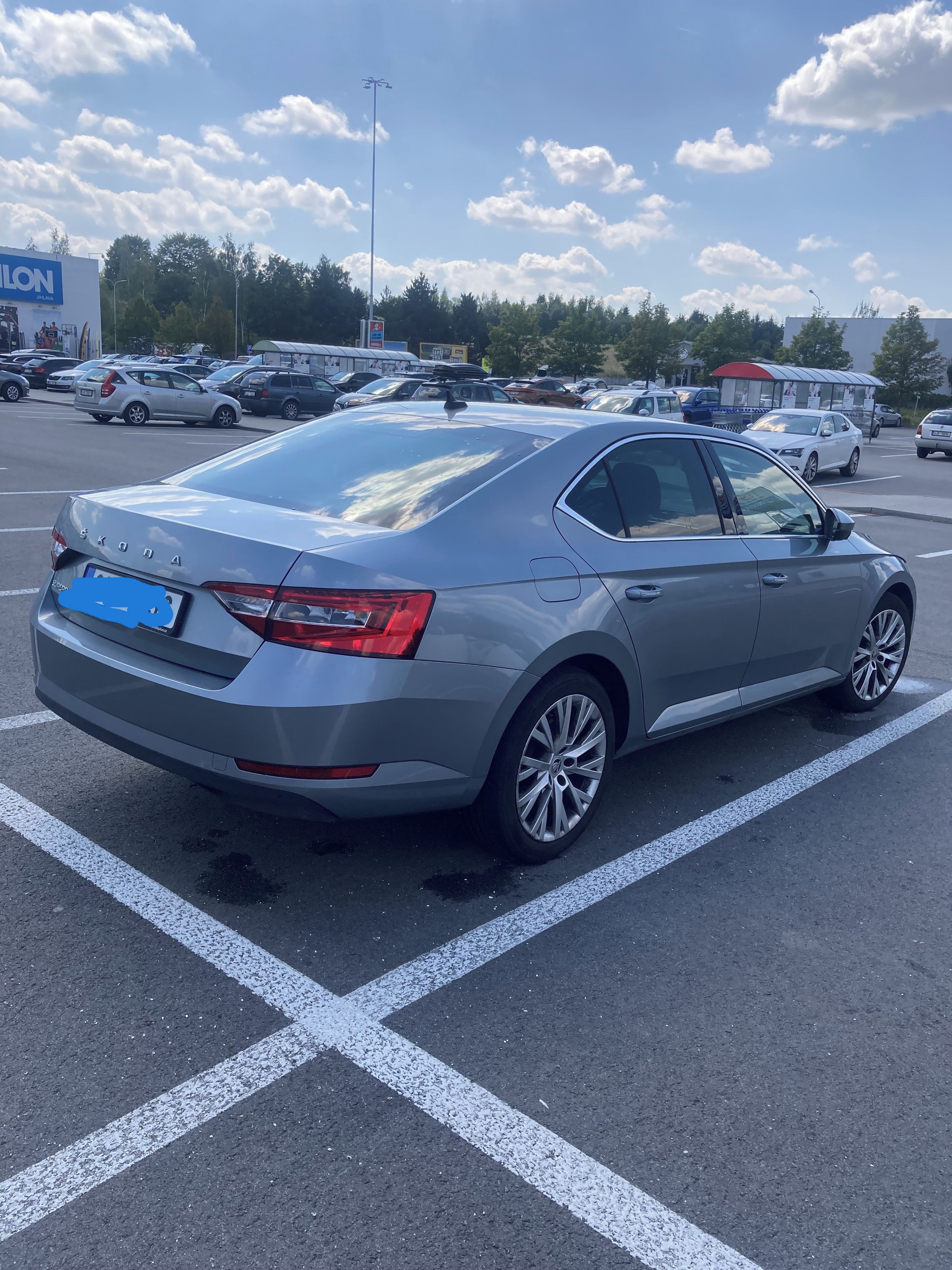 Škoda Superb, Škoda Superb 2.0 TDI 110 KW - fotka 2
