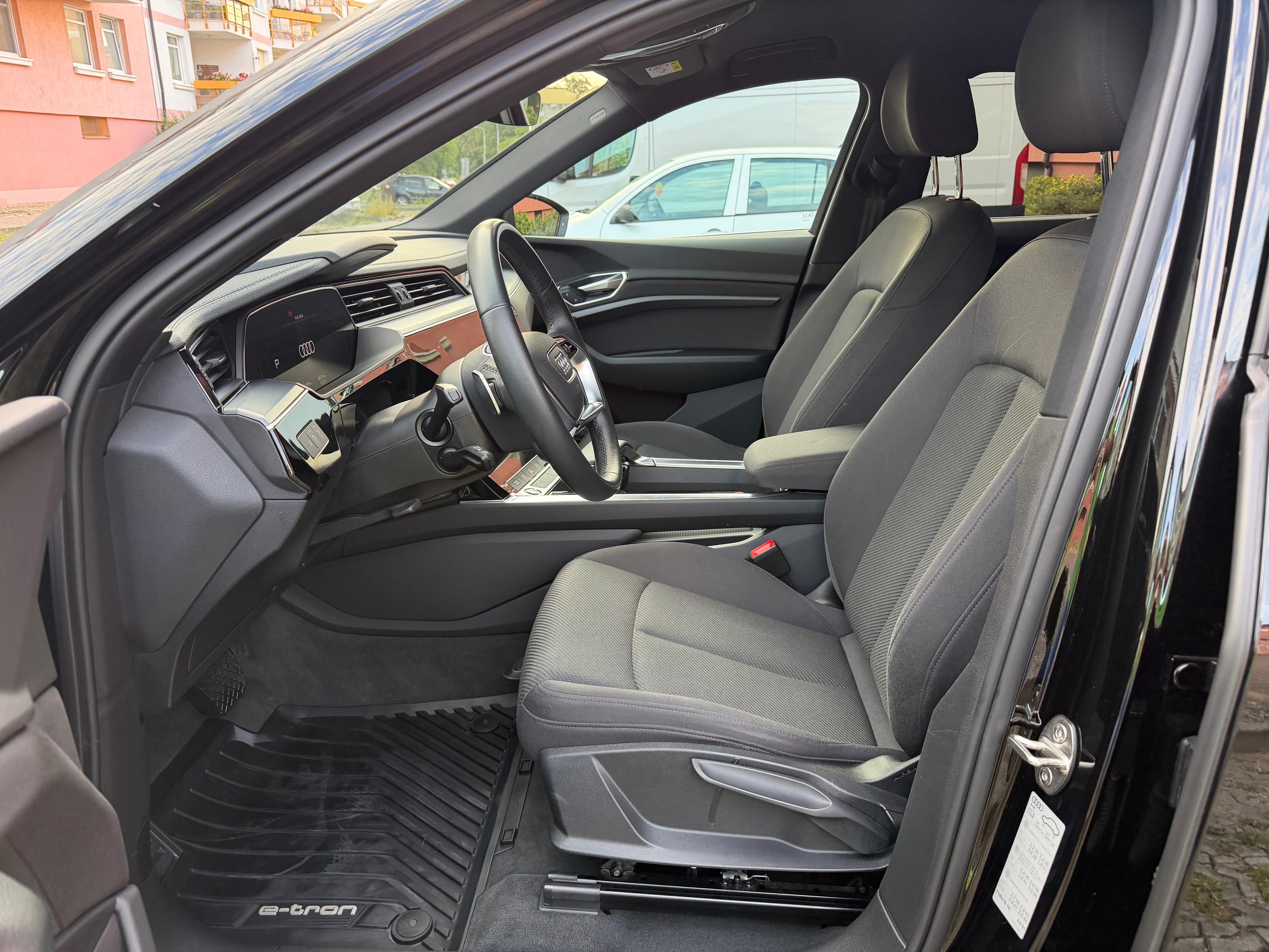 Audi e-tron, 50 quattro najeto 59.tis km - fotka 6