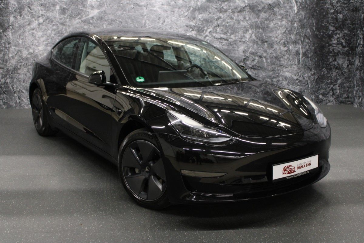 Tesla Model 3, Long Range - fotka 2