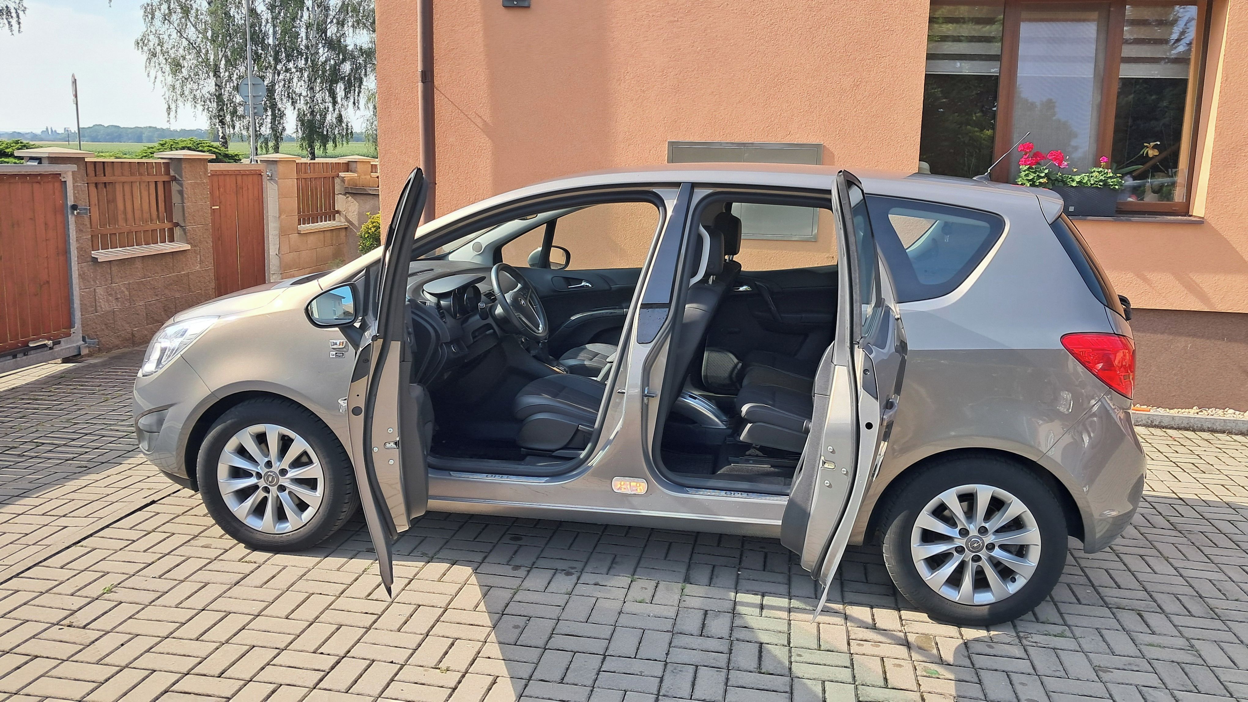 Opel Meriva, 1.4i / najeto 87 000 km ČR - fotka 4