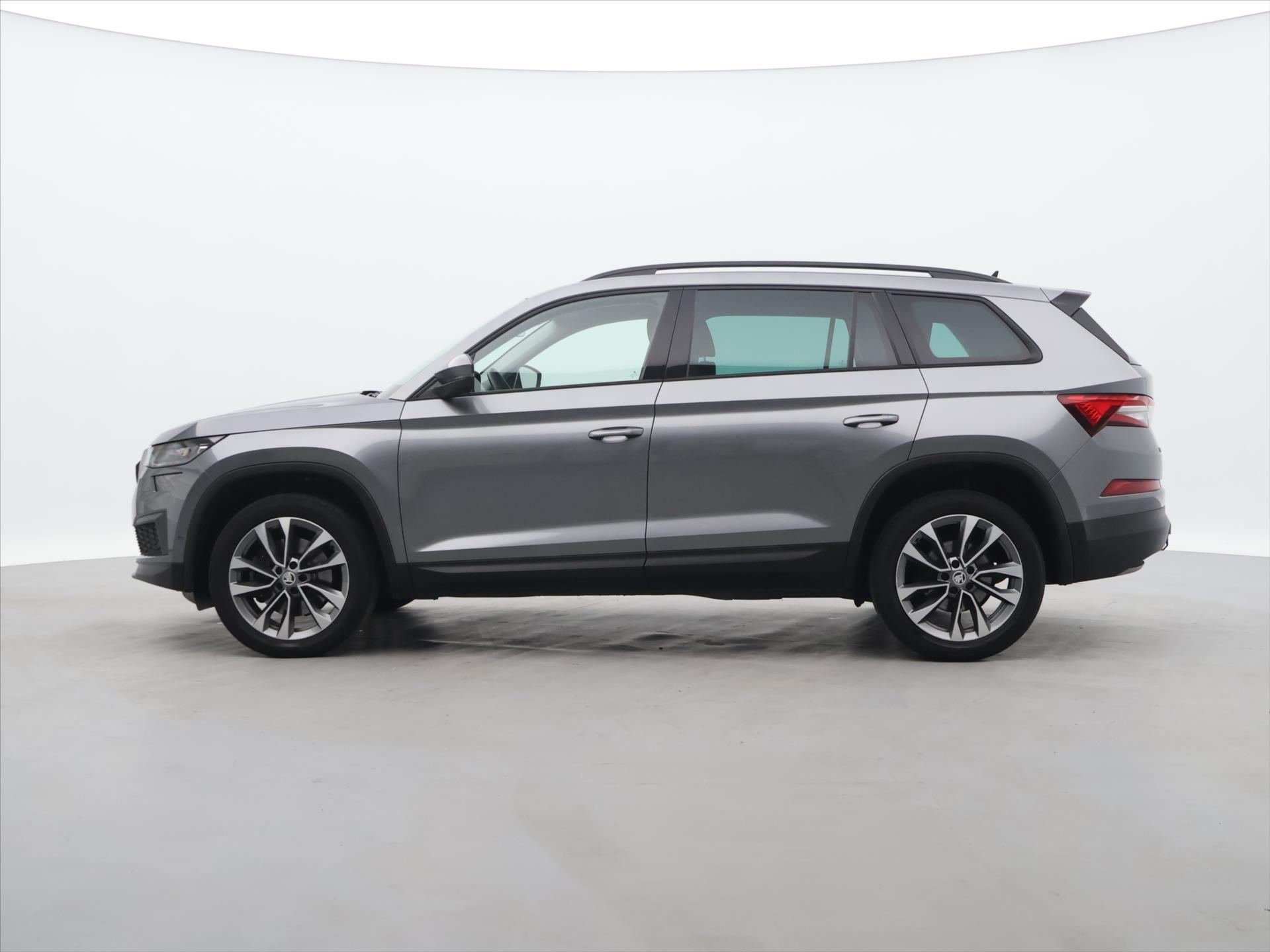 Škoda Kodiaq, 2,0 TDI 147kW 4x4 DSG Tour DPH - fotka 4