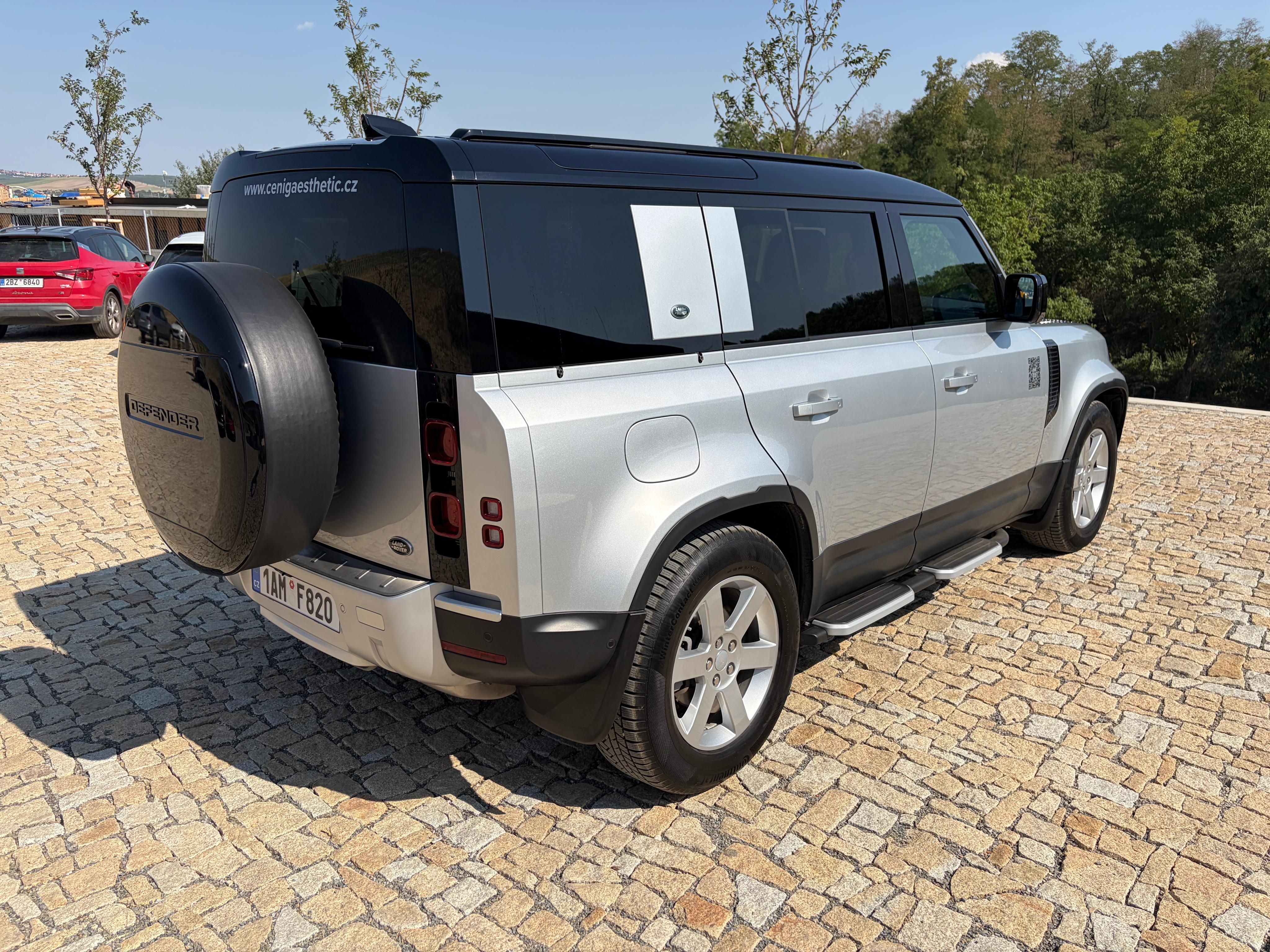 Land Rover Defender, DPH, 110 FirstEdition limitka - fotka 3