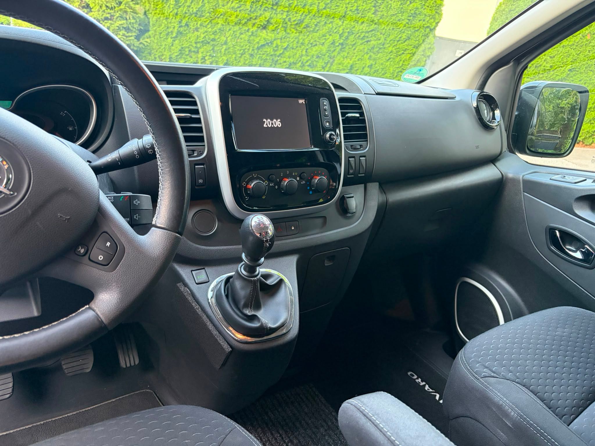 Opel Vivaro, 1.6 CDTI BiTurbo 8MÍST!!!! - fotka 6