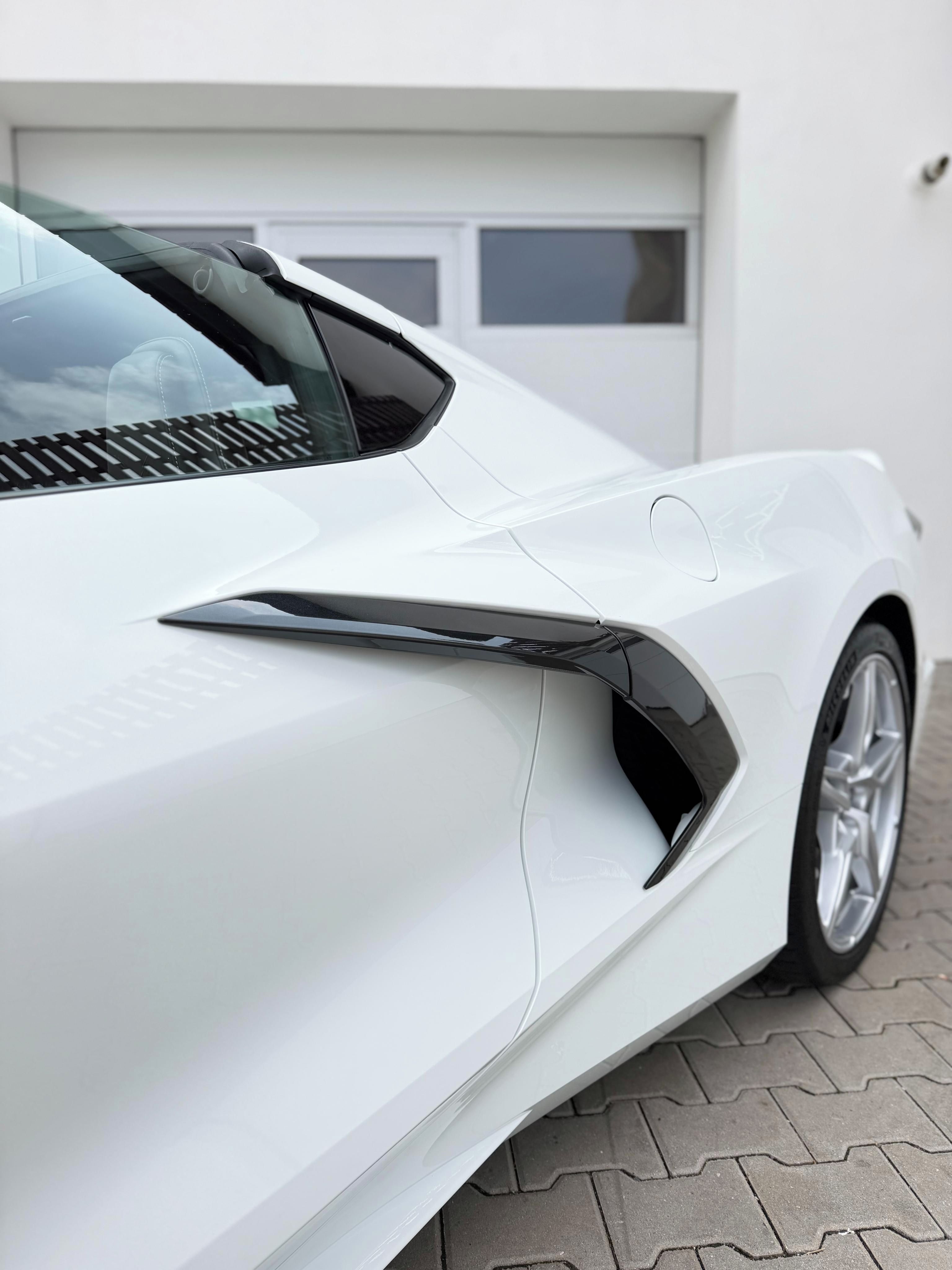 Chevrolet Corvette, Stingray 2LT C8 - fotka 6