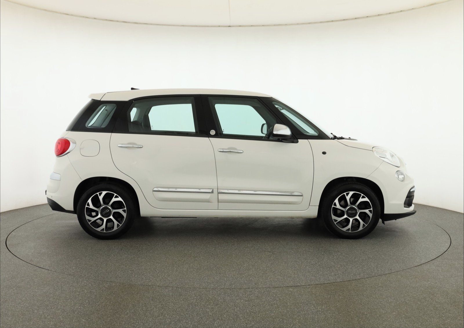 Fiat 500L, 1.4 16V, Serv.kniha, Tempomat - fotka 6