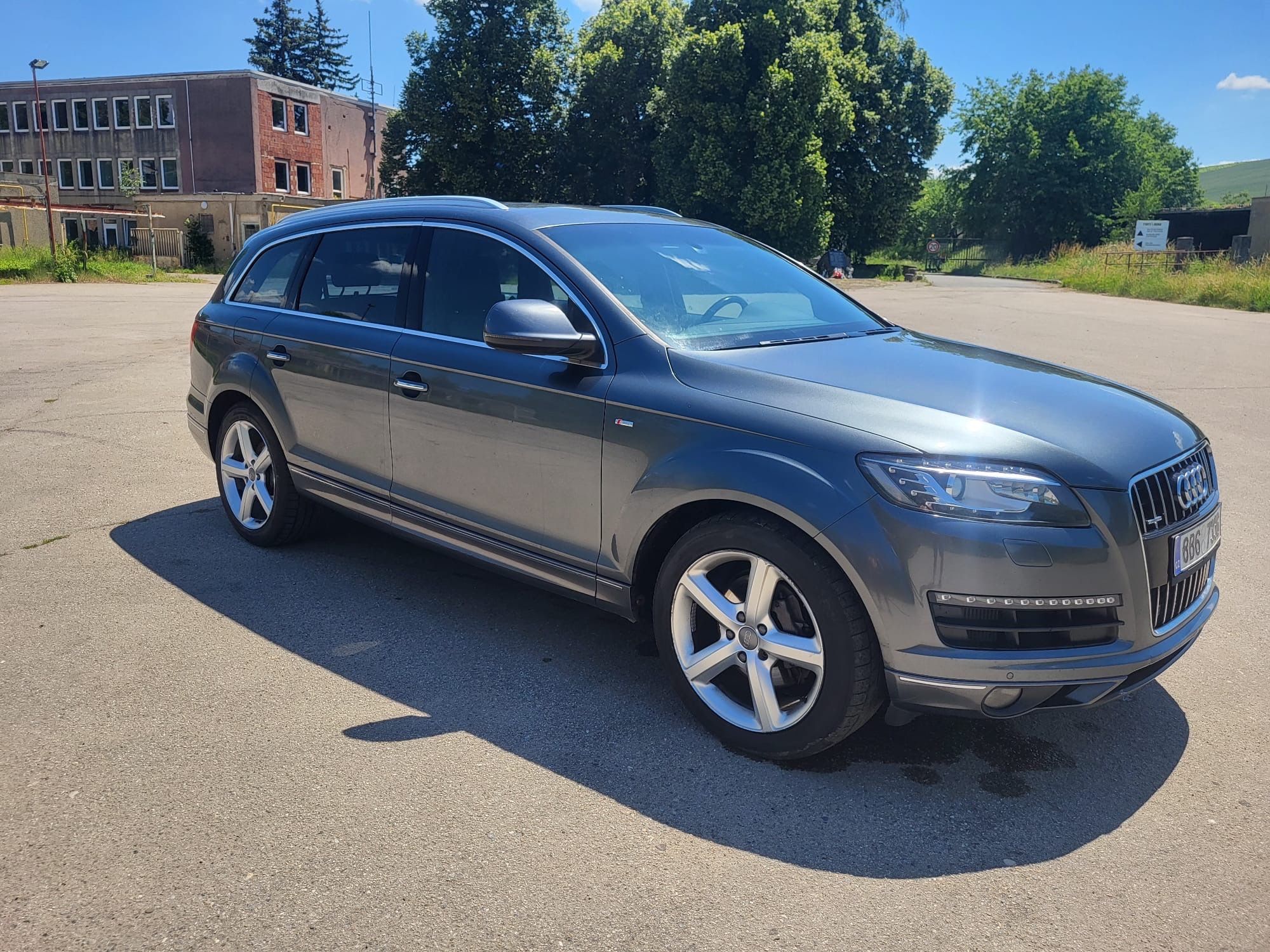 Audi Q7 - fotka 3