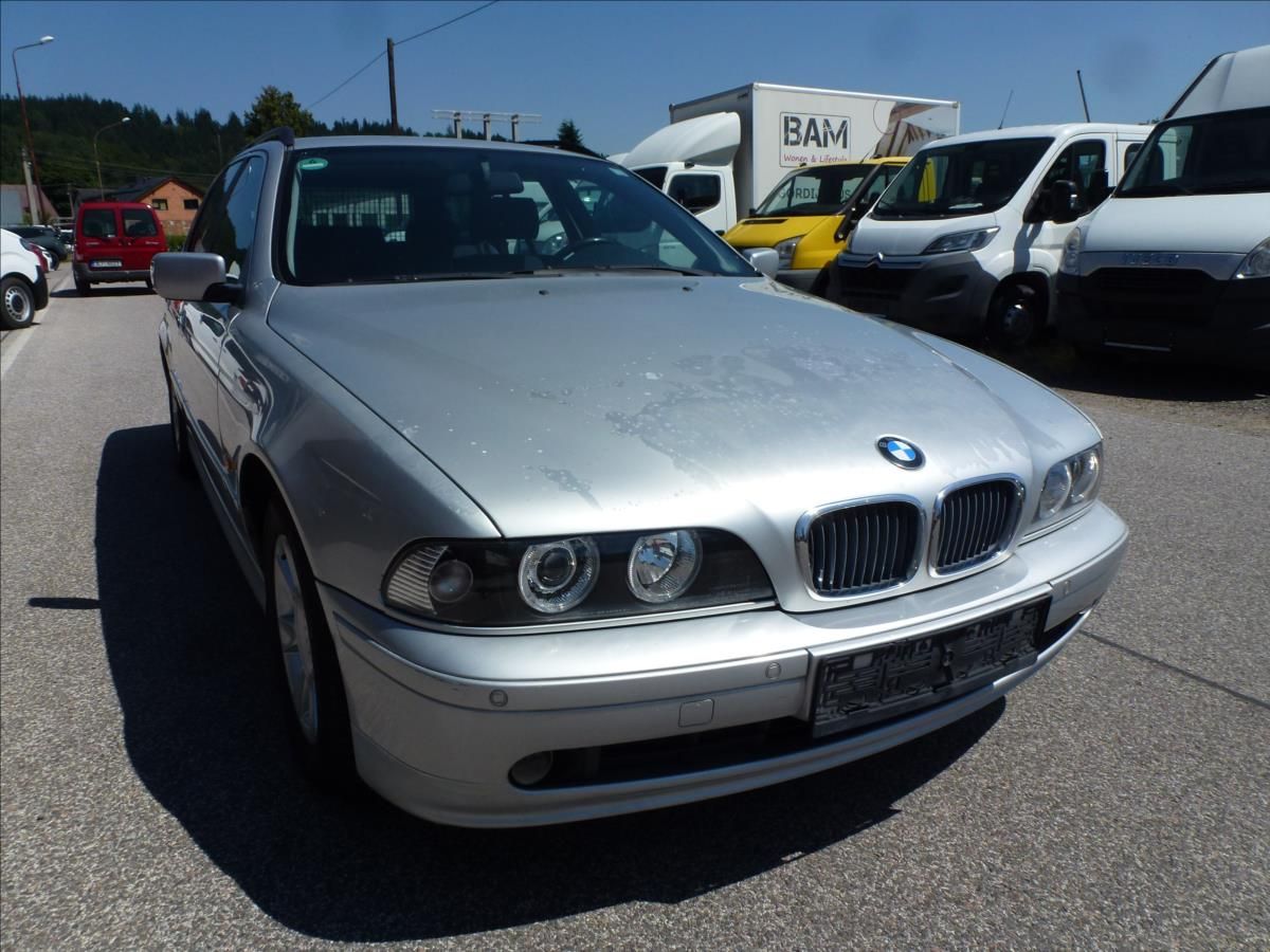 BMW Řada 5, 2,2 i  E39  520i TOURING, - fotka 5